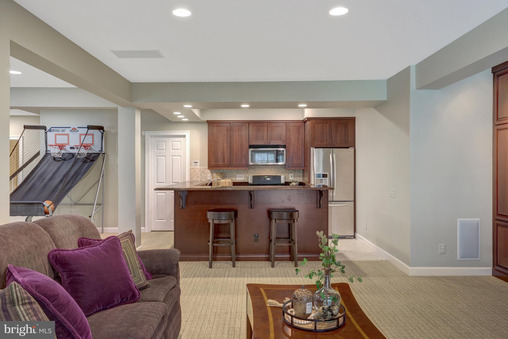 SMC MCLEAN - Residential
