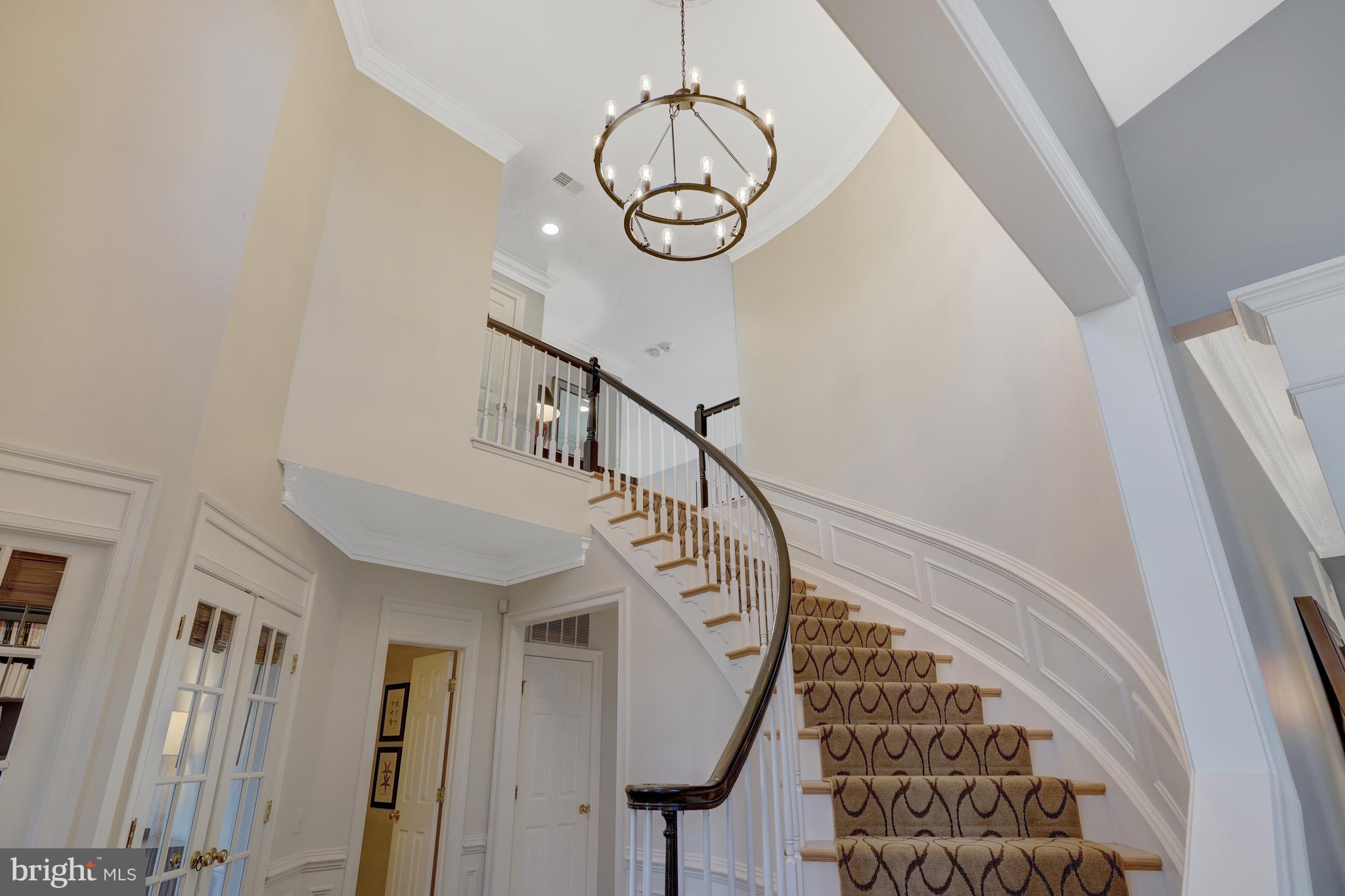 SMC MCLEAN - Residential