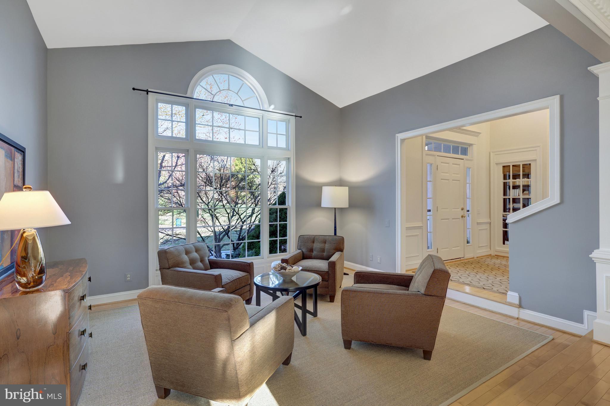 SMC MCLEAN - Residential
