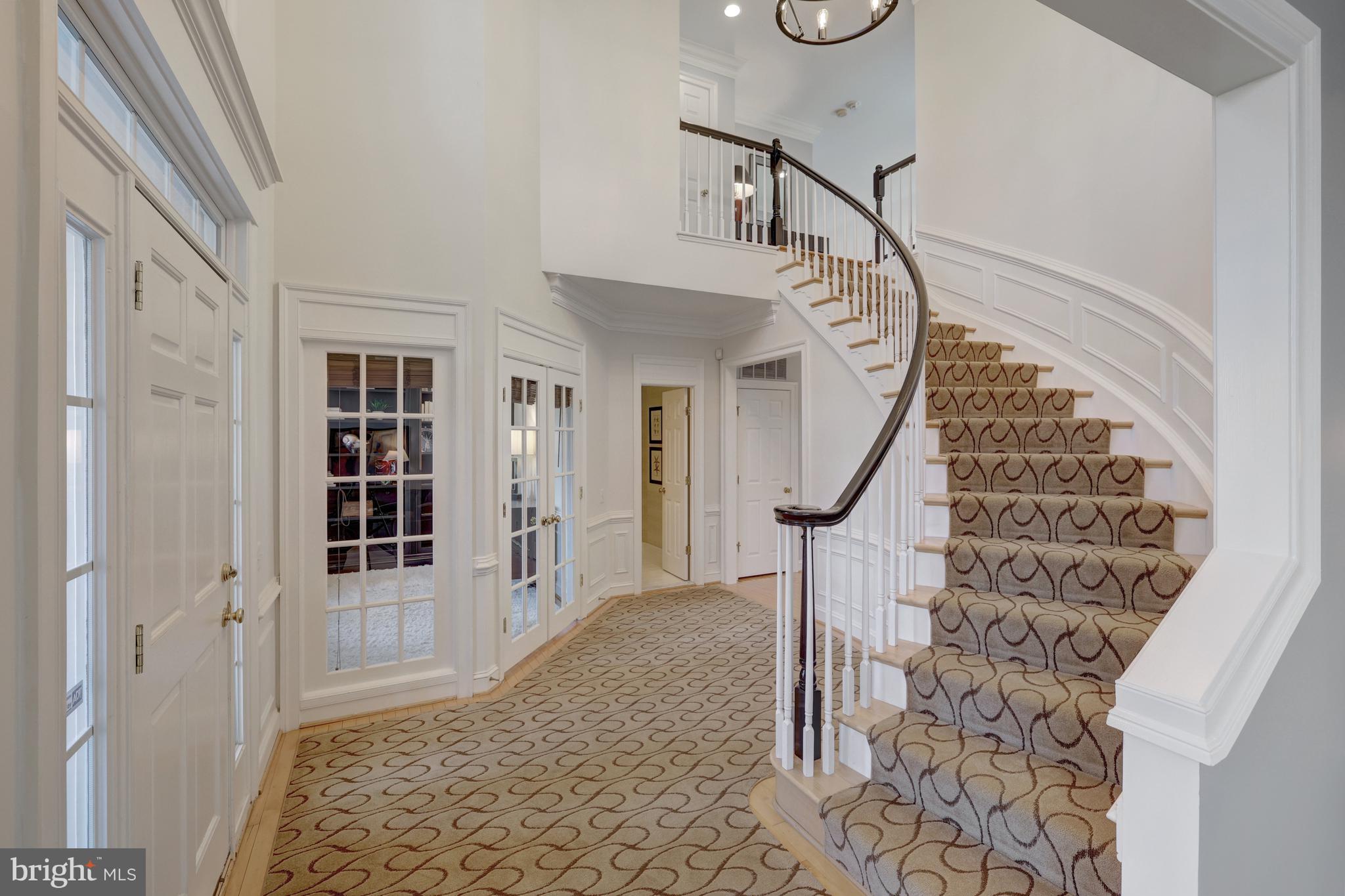 SMC MCLEAN - Residential