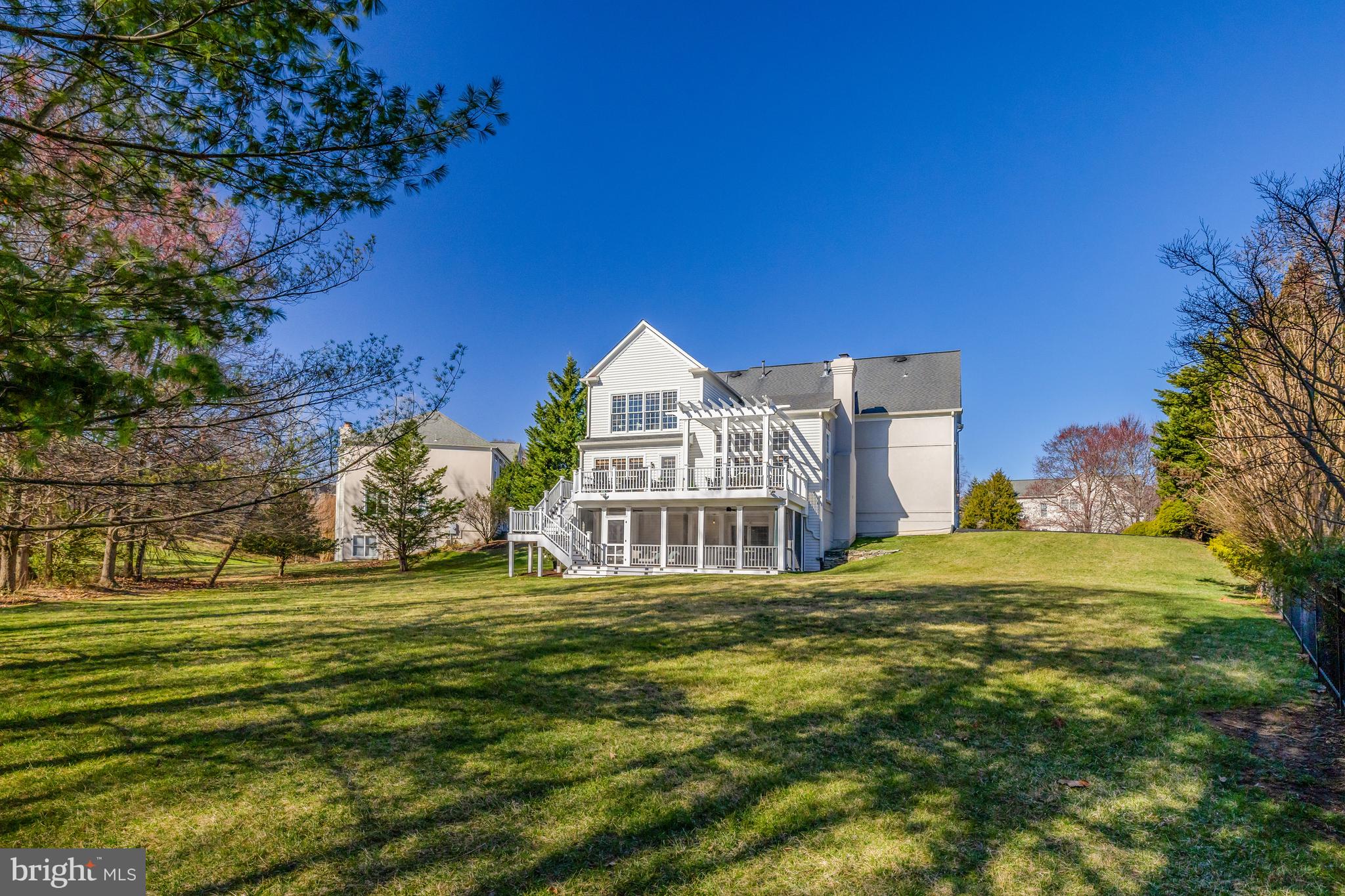 SMC MCLEAN - Residential