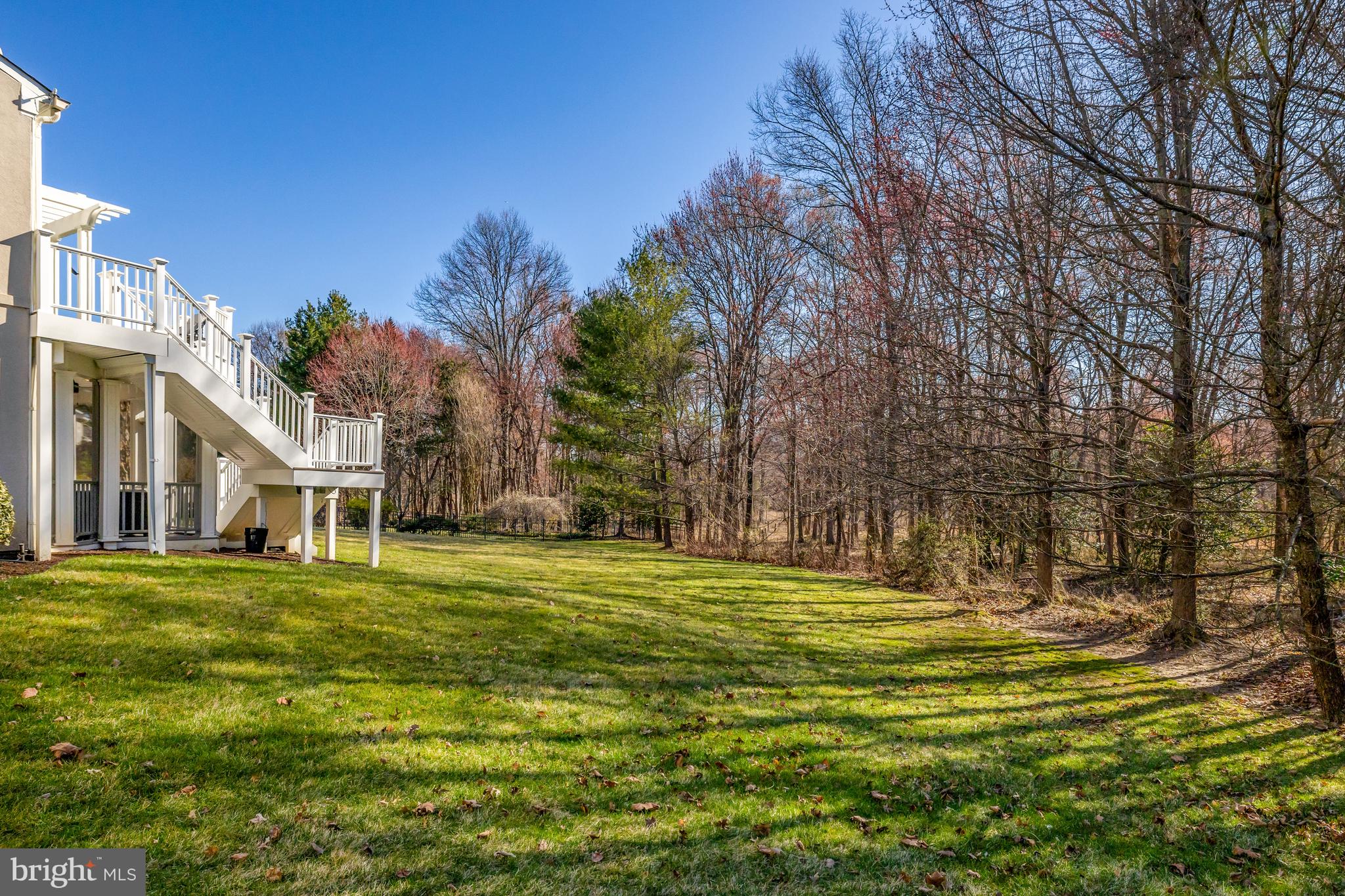 SMC MCLEAN - Residential