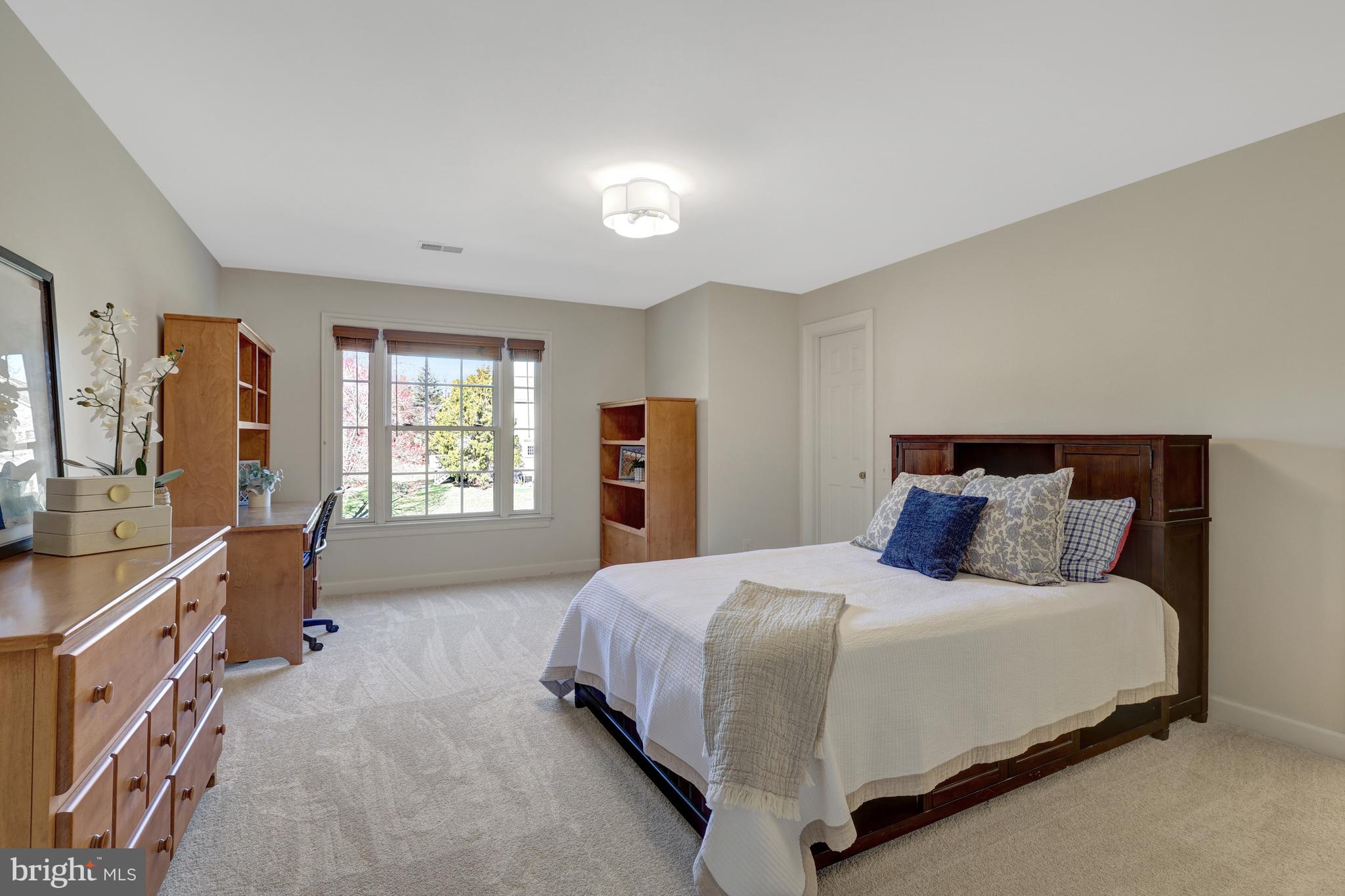 SMC MCLEAN - Residential