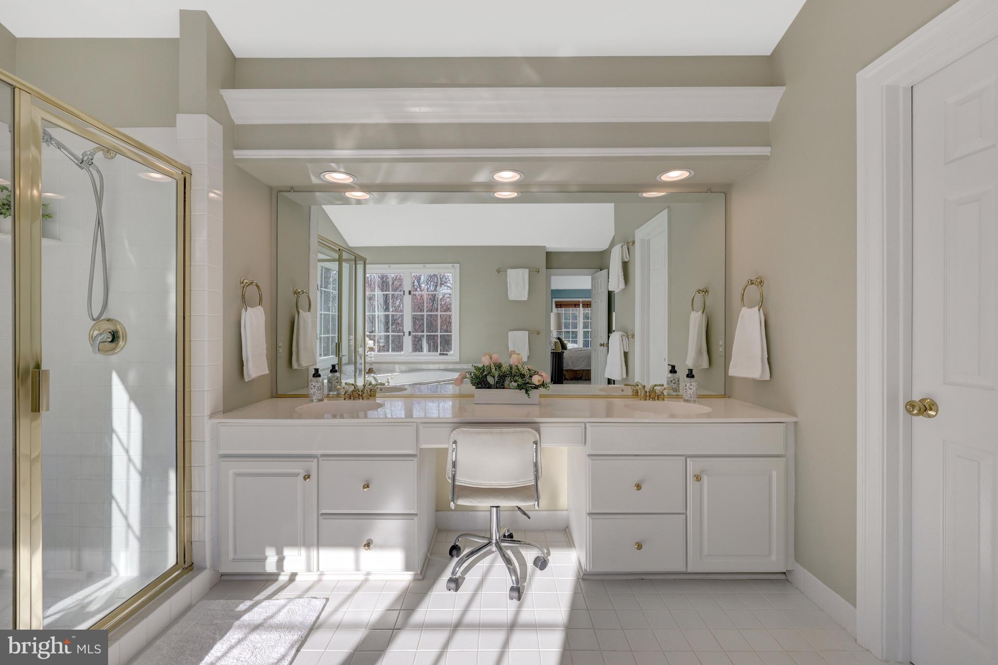 SMC MCLEAN - Residential