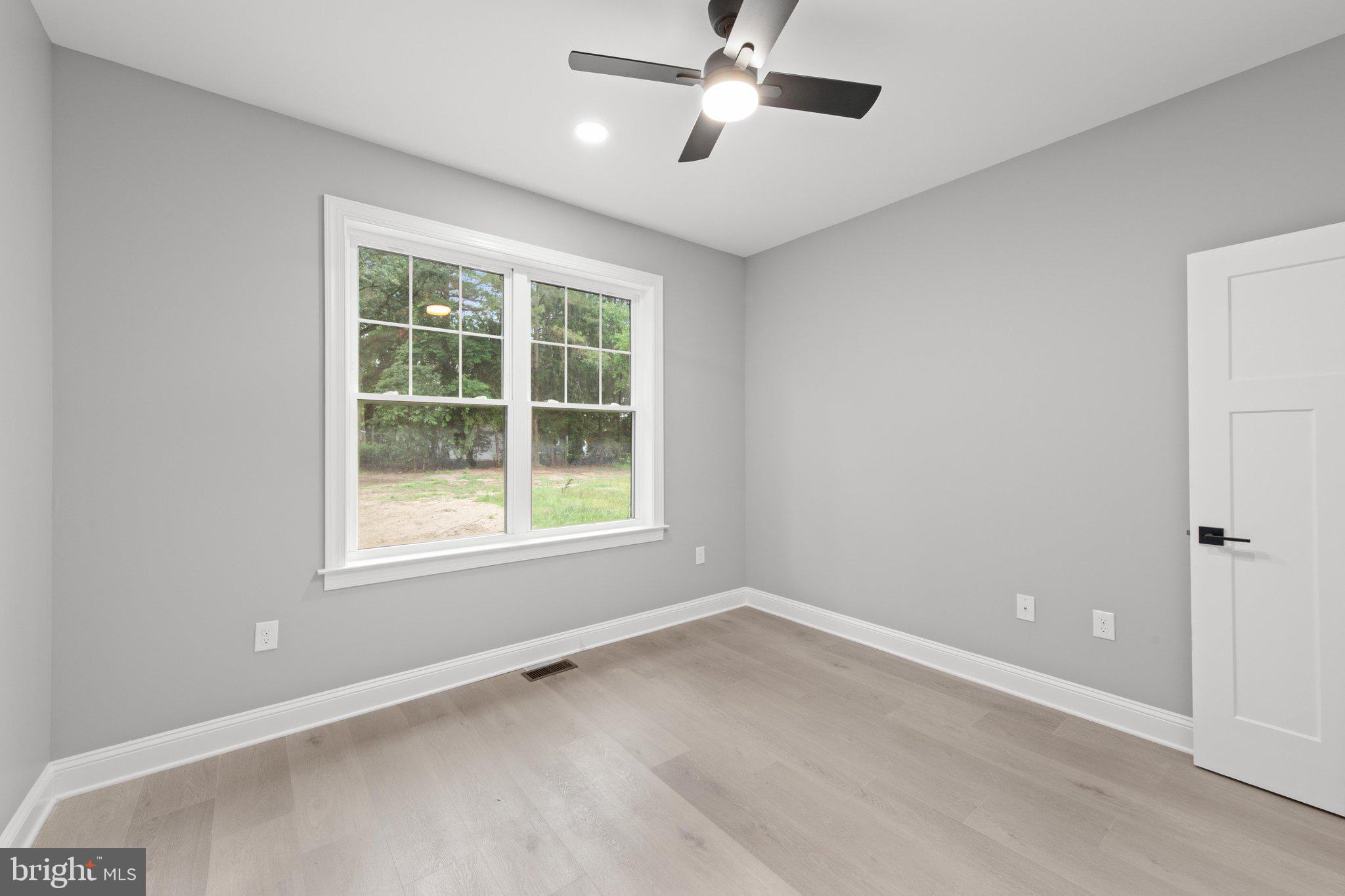 BARRETT PARK - Residential