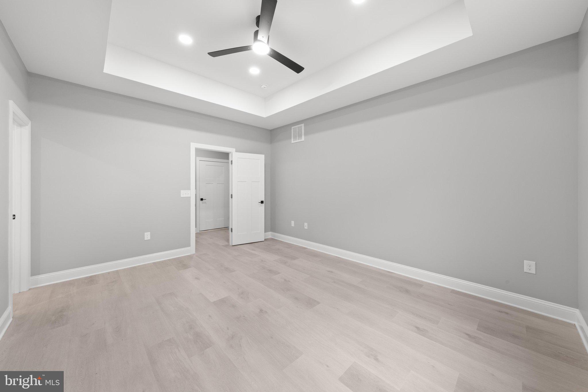 BARRETT PARK - Residential