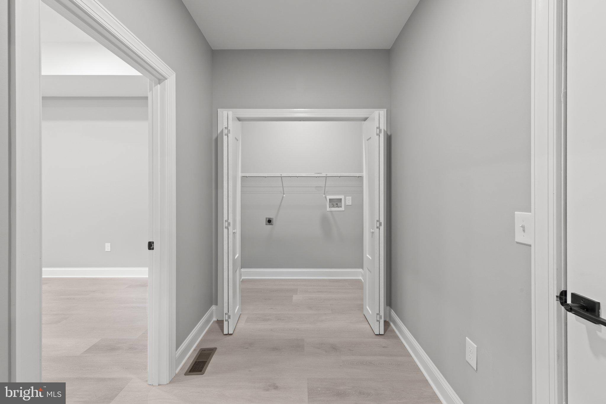 BARRETT PARK - Residential