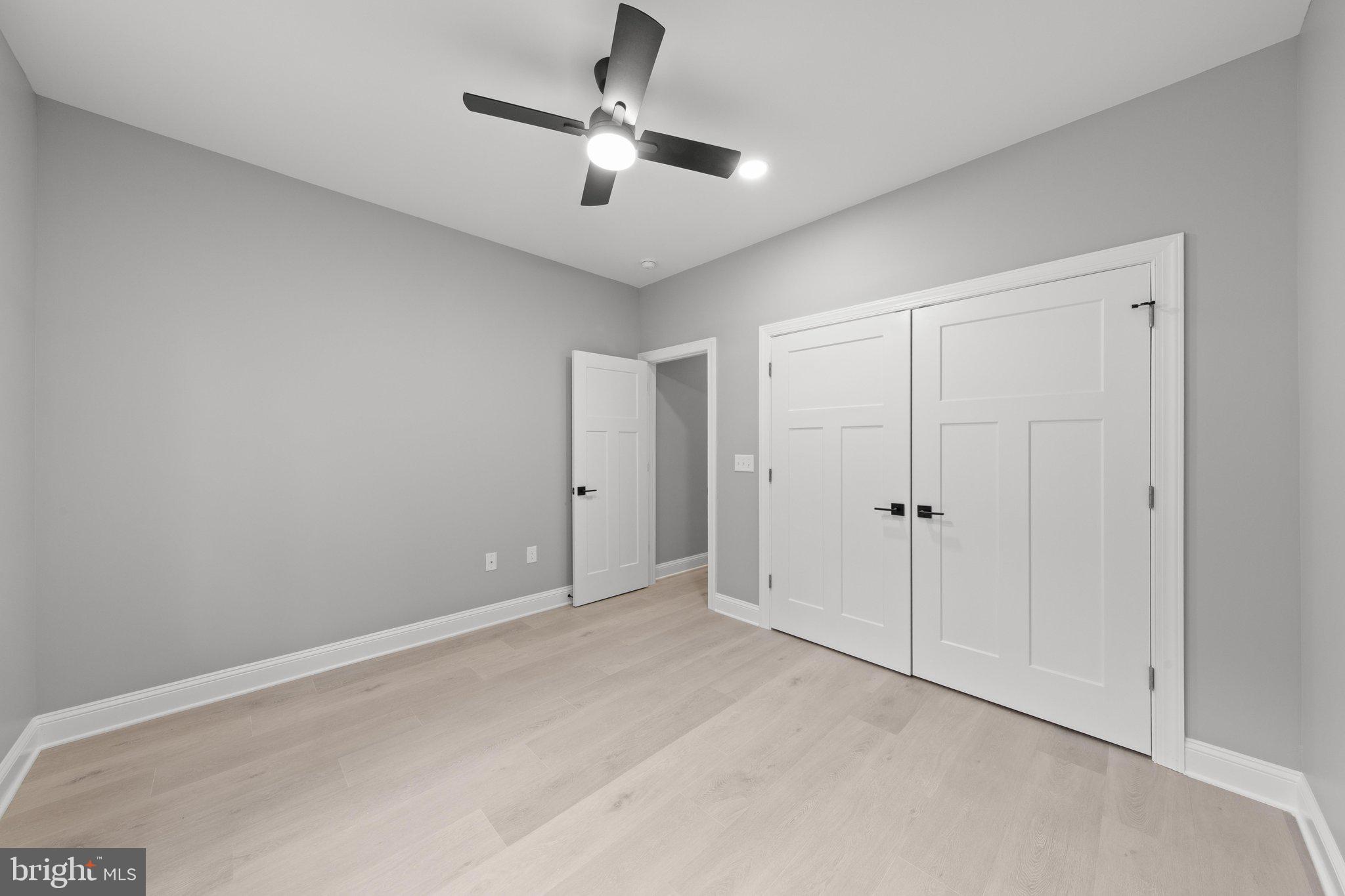 BARRETT PARK - Residential