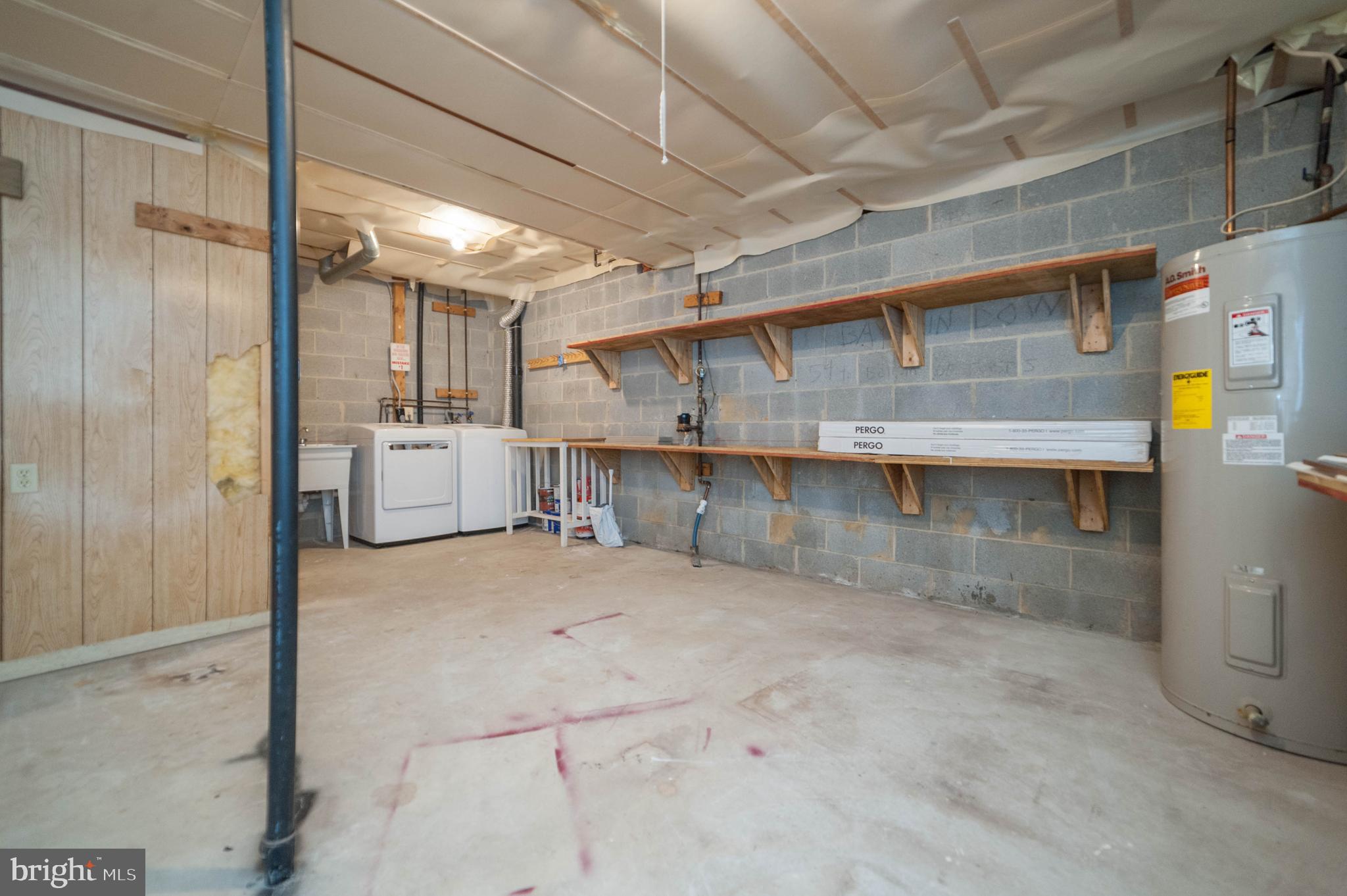 BURKE CENTRE - Residential Lease
