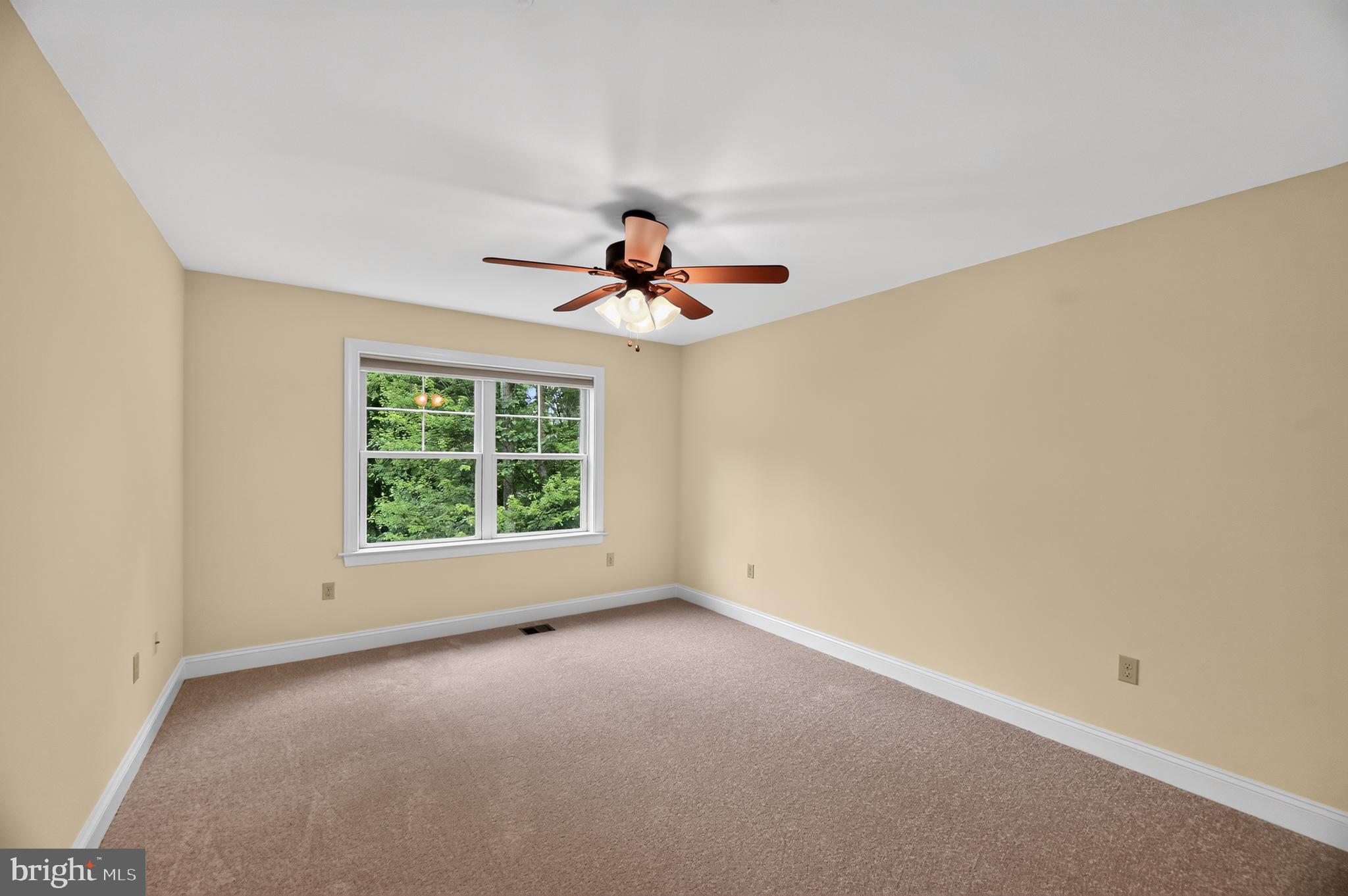 CHESTNUT GROVE FARM - Residential
