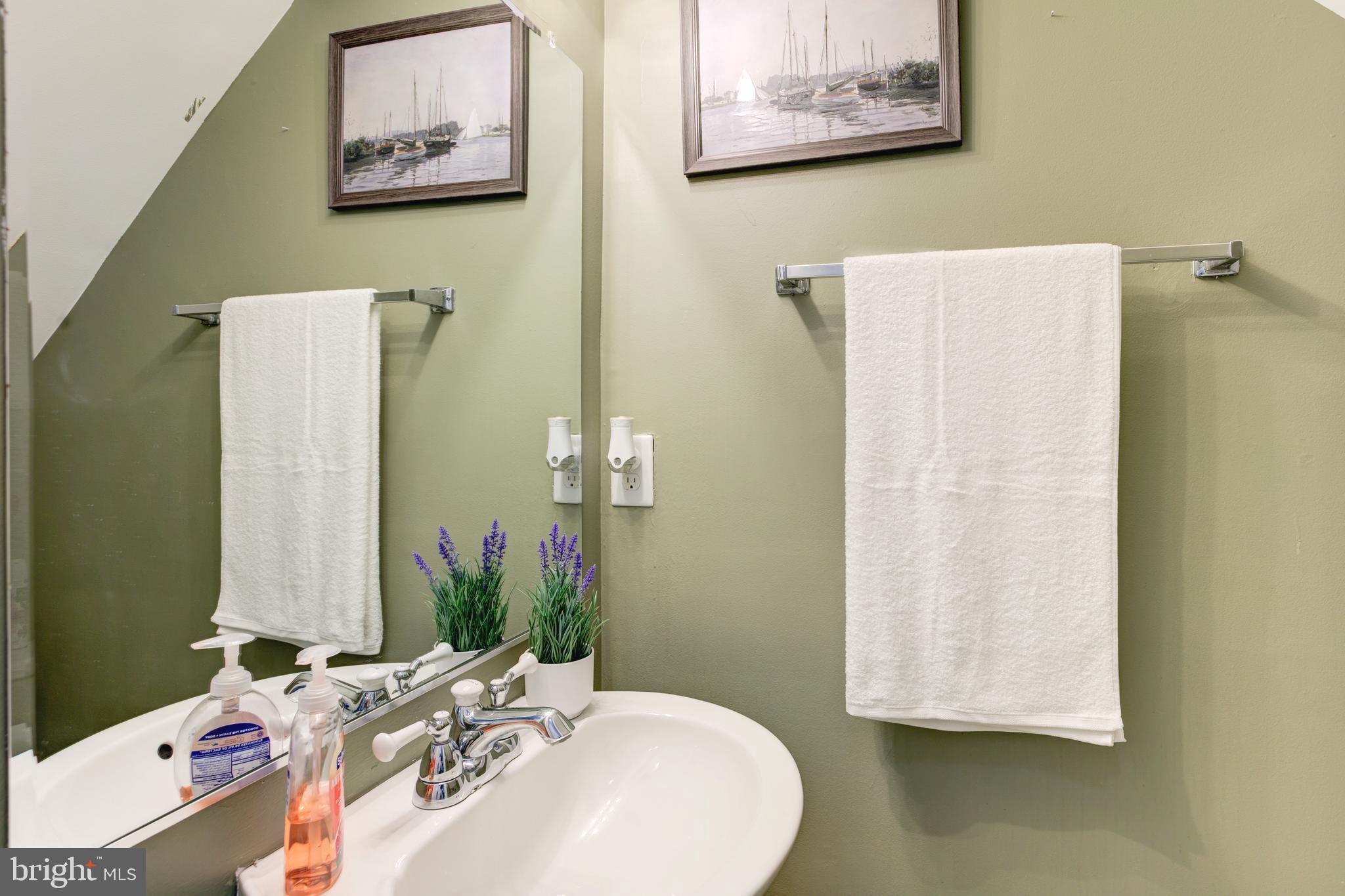 MONTCLAIR - Residential