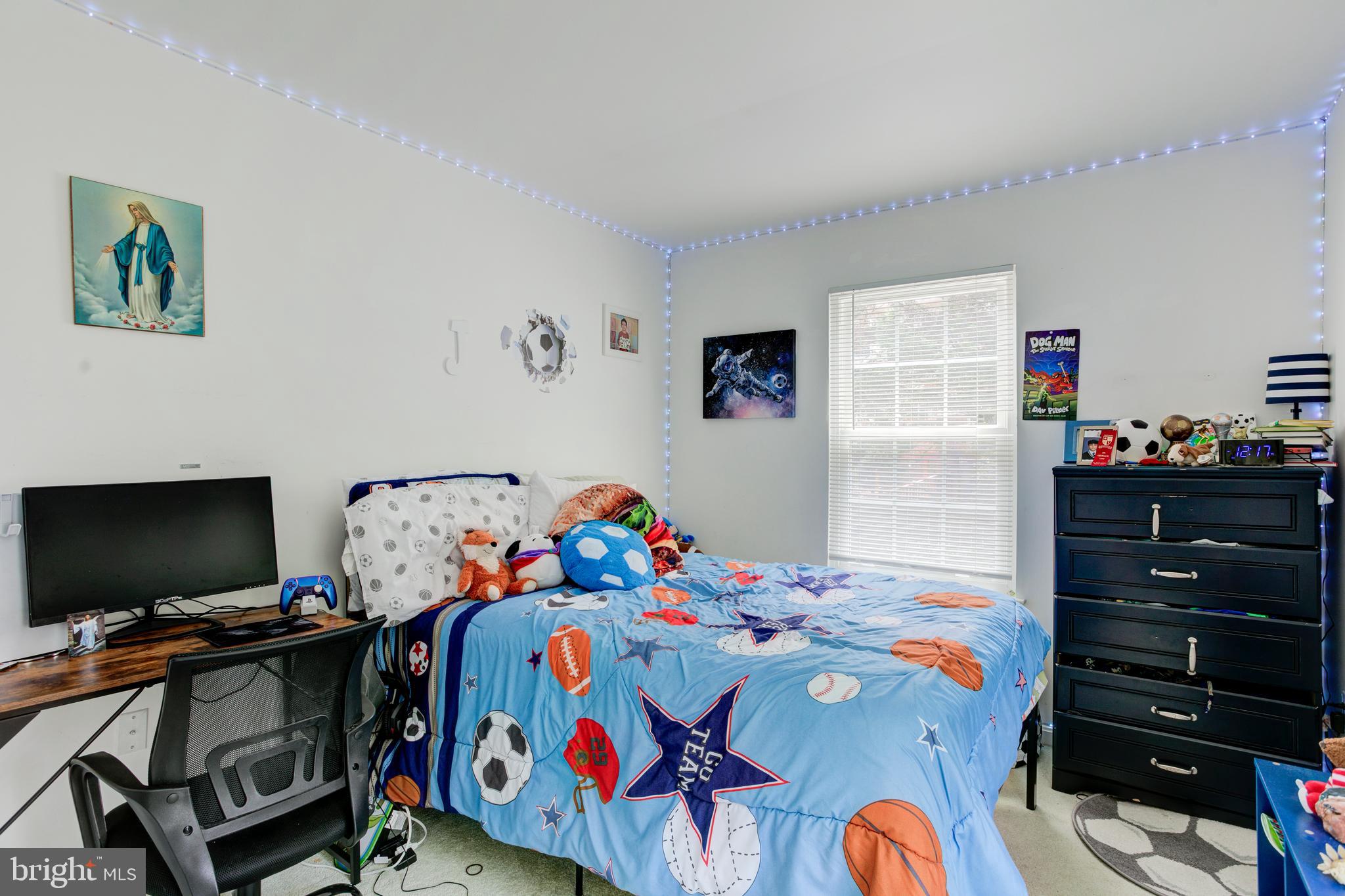 MONTCLAIR - Residential