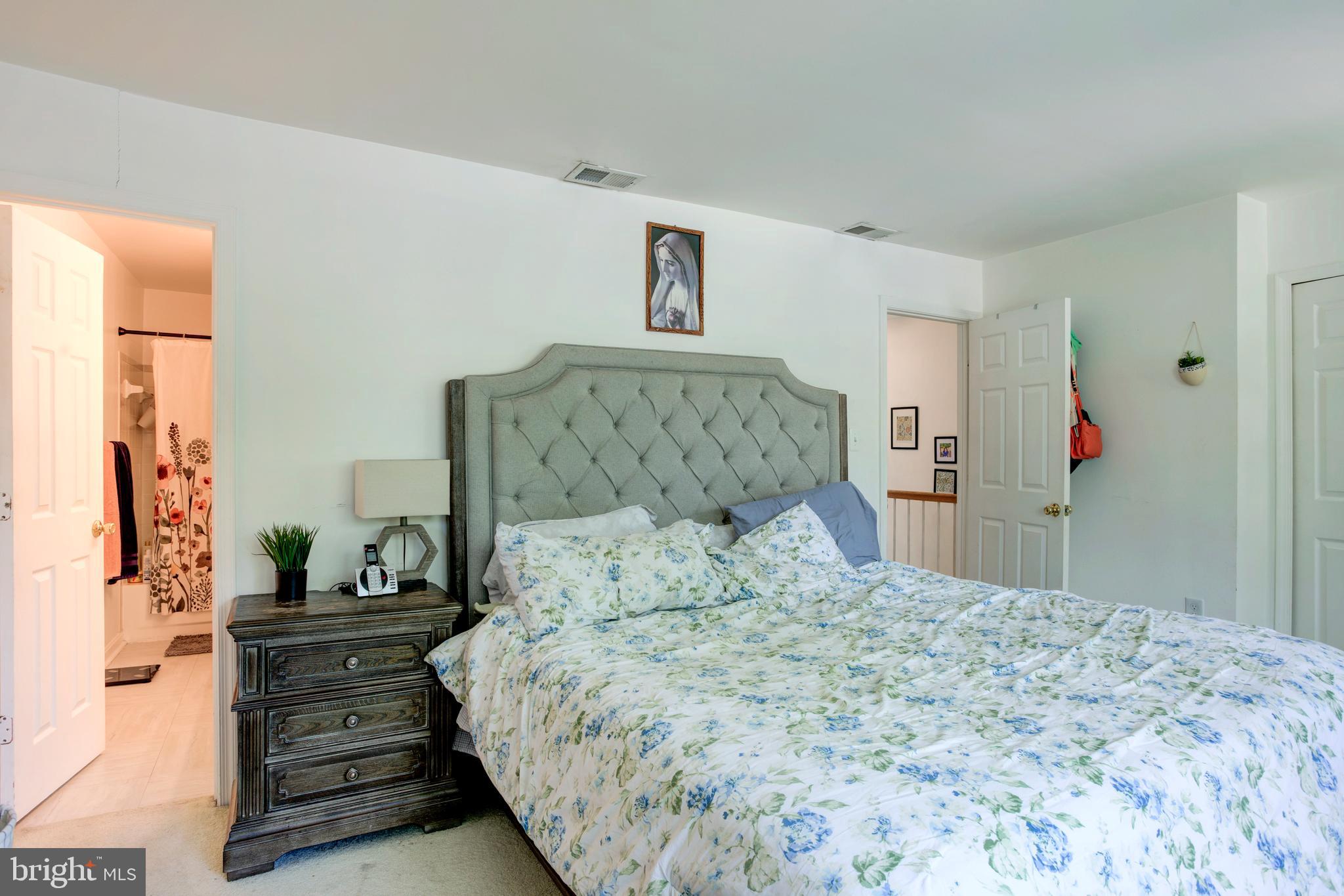 MONTCLAIR - Residential