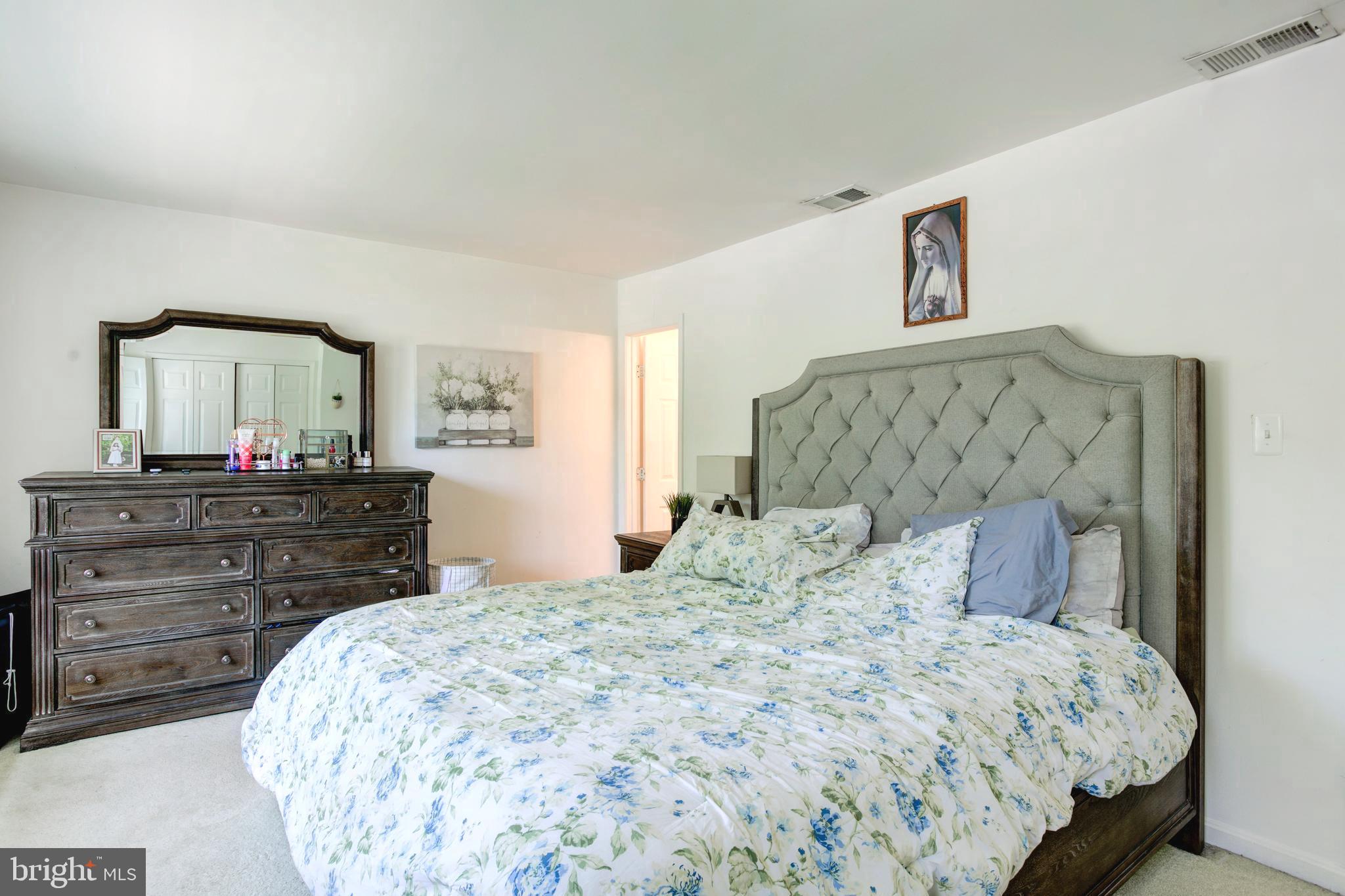 MONTCLAIR - Residential
