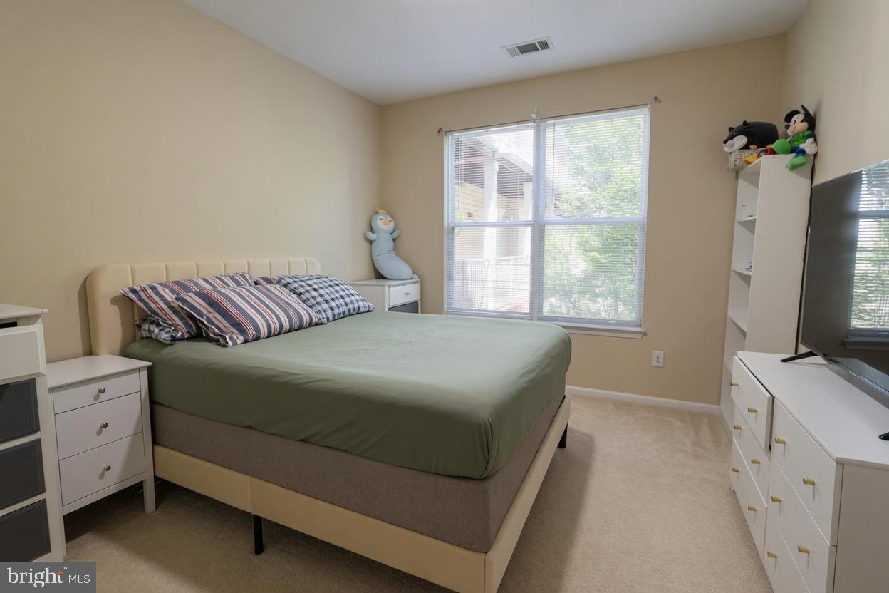 MARQUIS AT VIENNA STATION - Residential