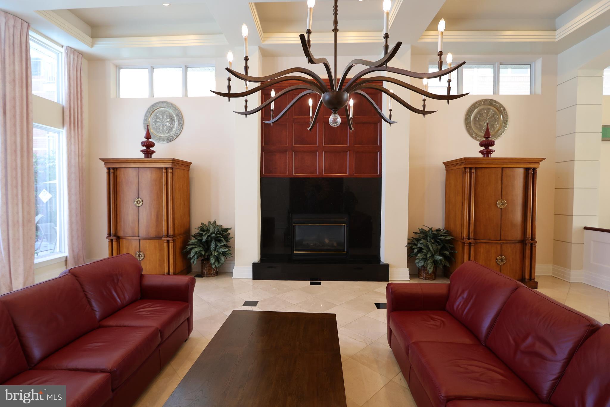 MARQUIS AT VIENNA STATION - Residential
