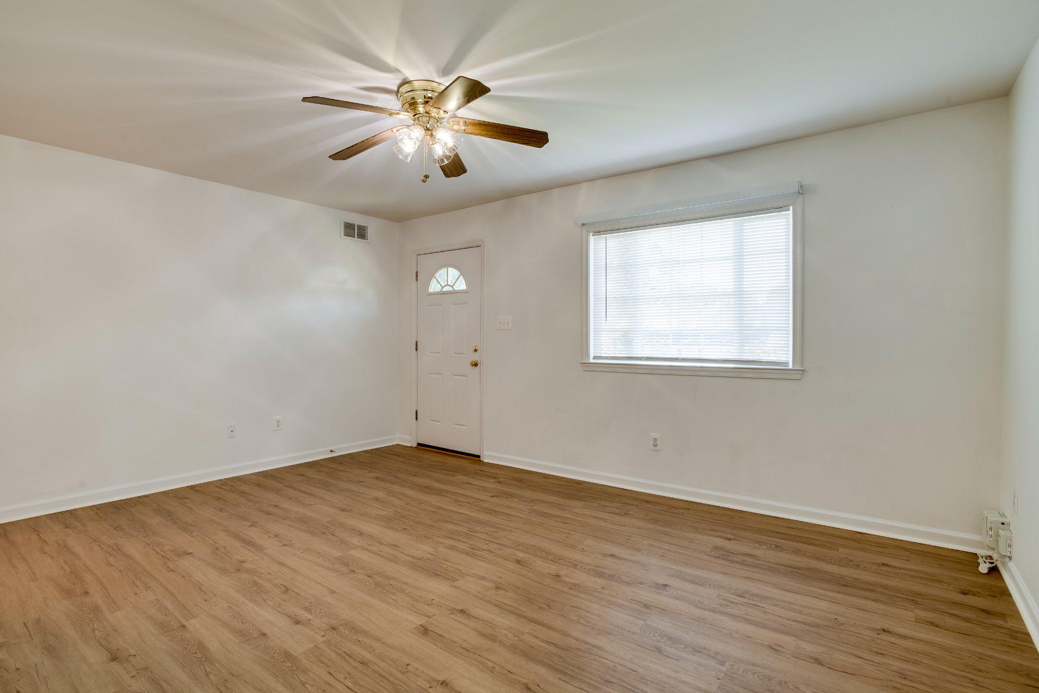 MANASSAS PARK - Residential