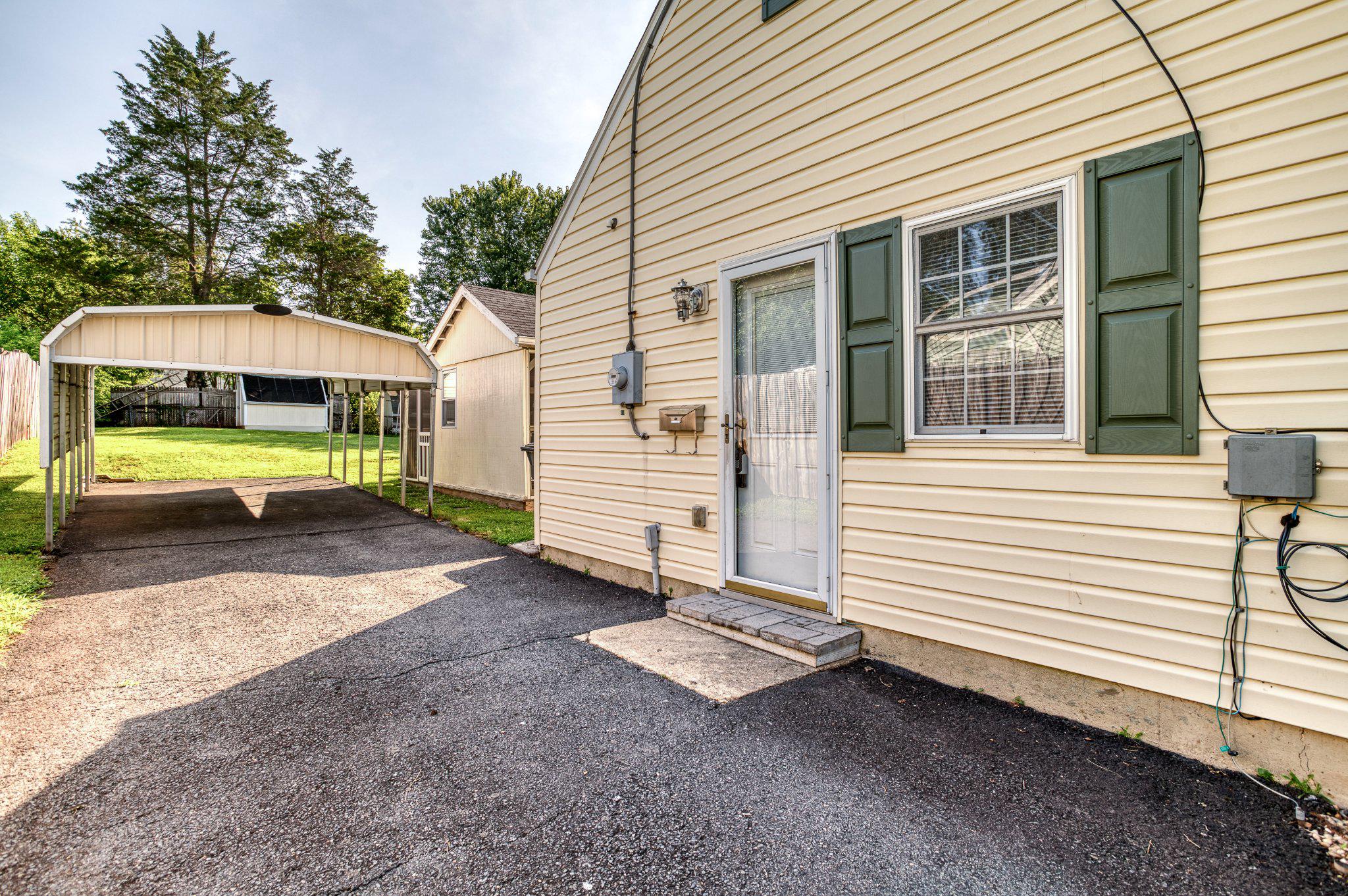 MANASSAS PARK - Residential