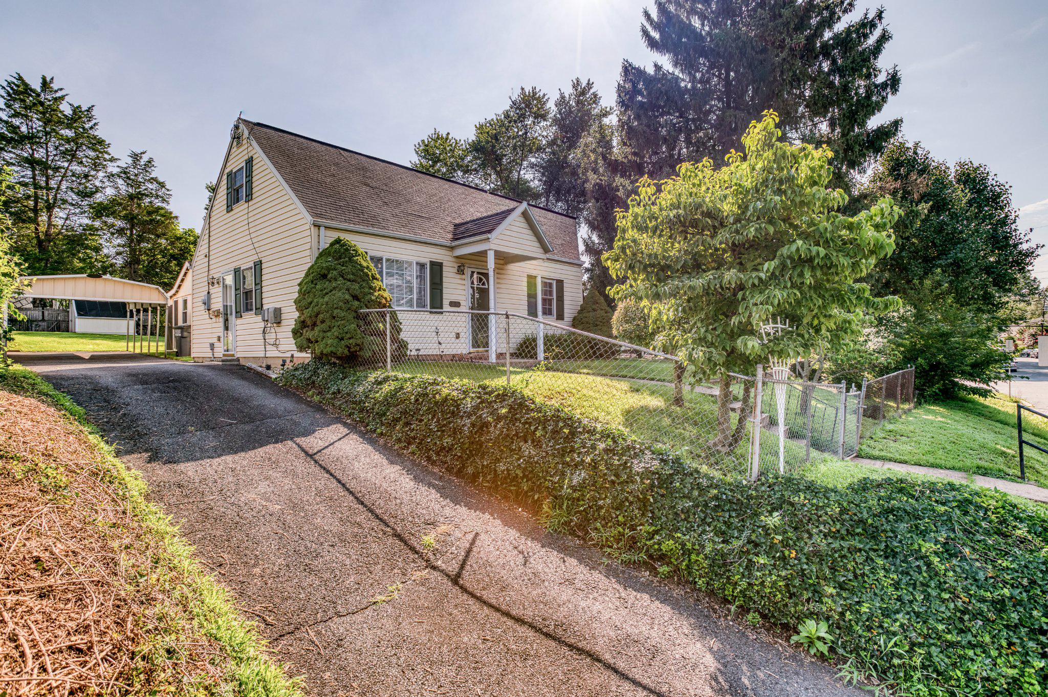 MANASSAS PARK - Residential