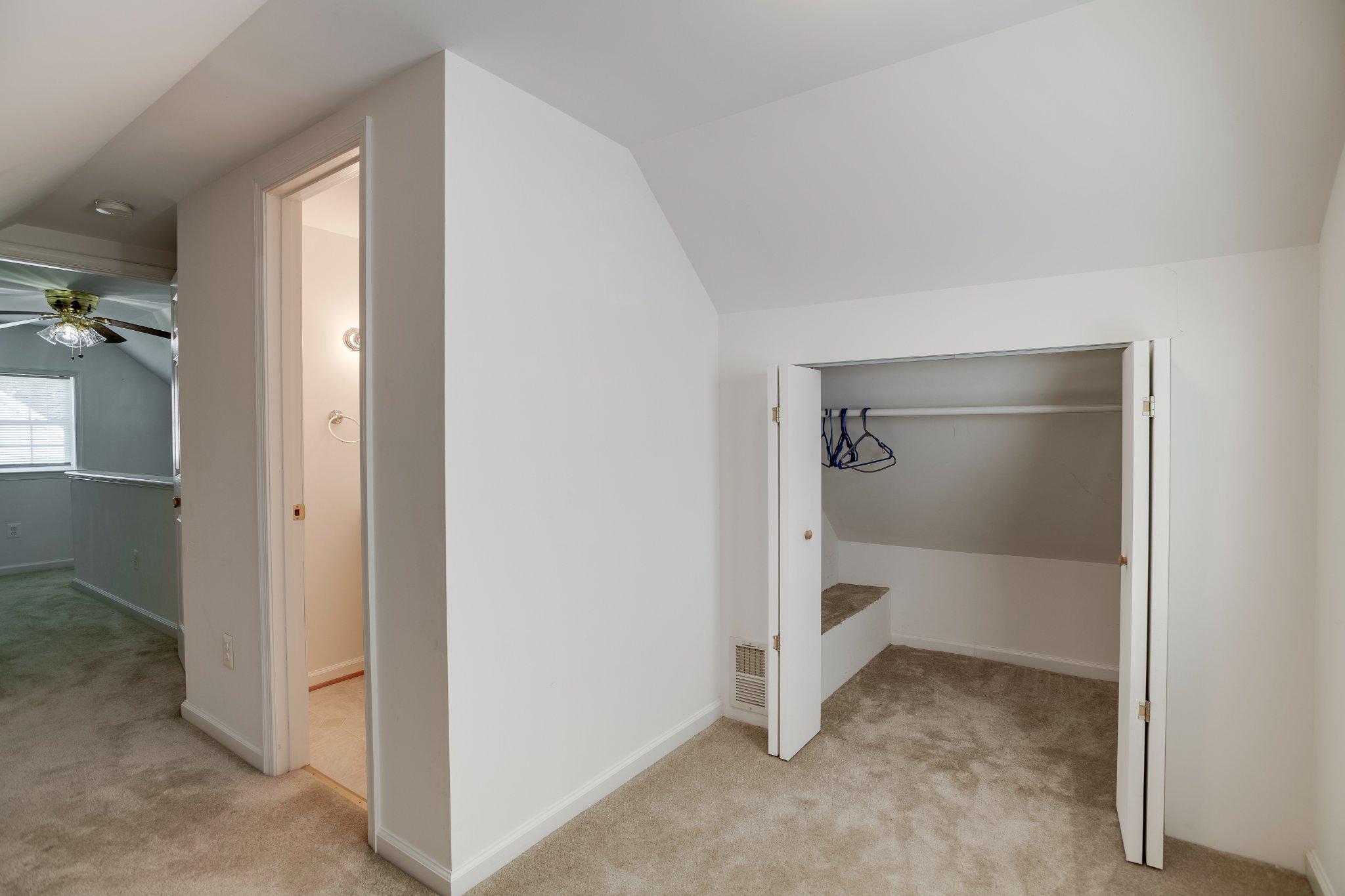 MANASSAS PARK - Residential