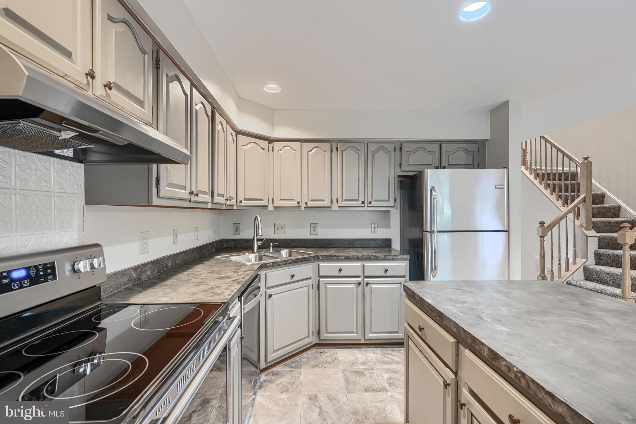 NORTH SHORE - Residential