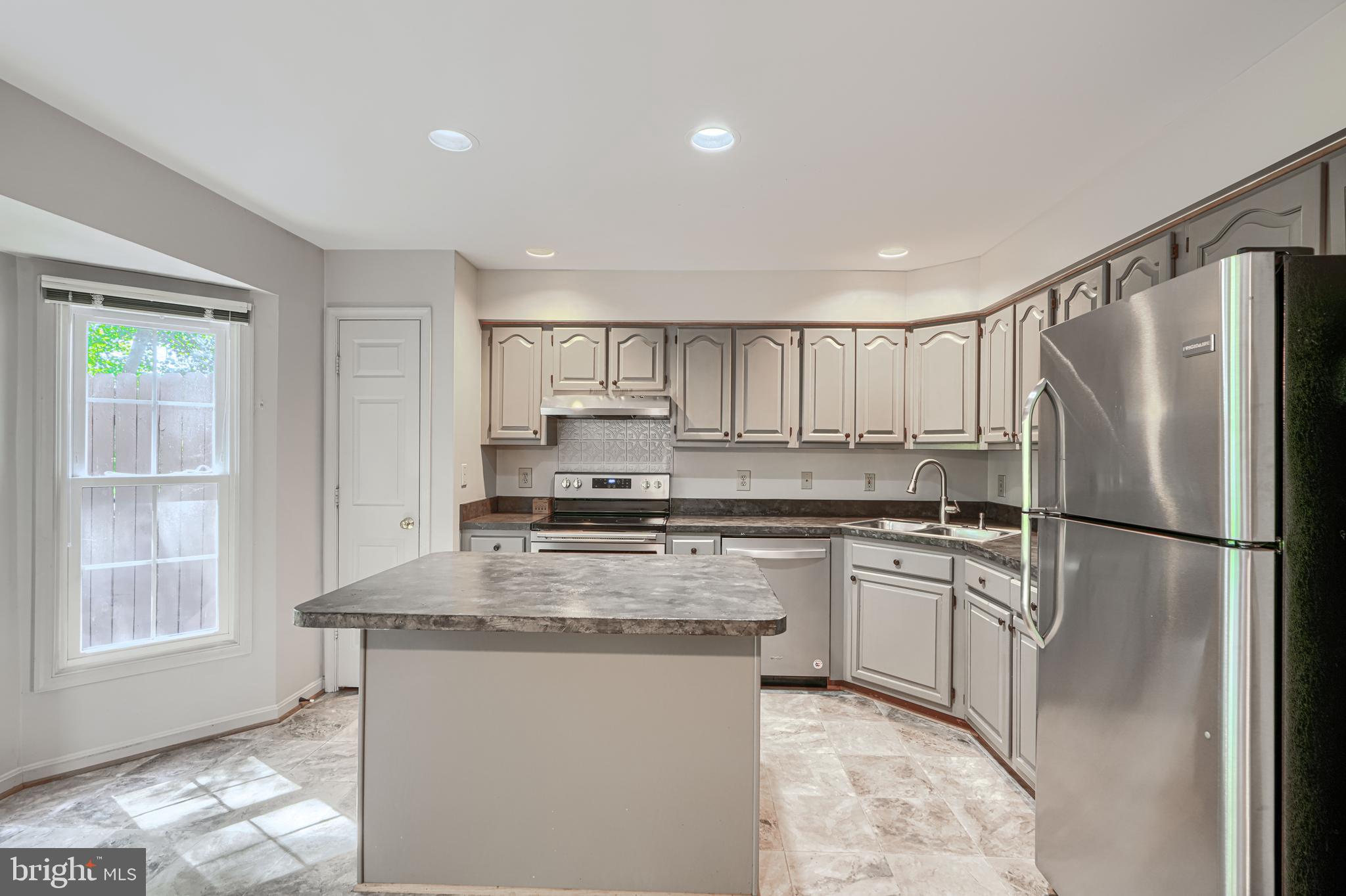 NORTH SHORE - Residential