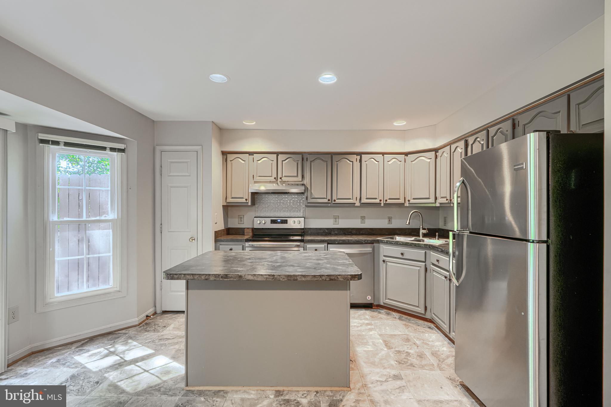 NORTH SHORE - Residential
