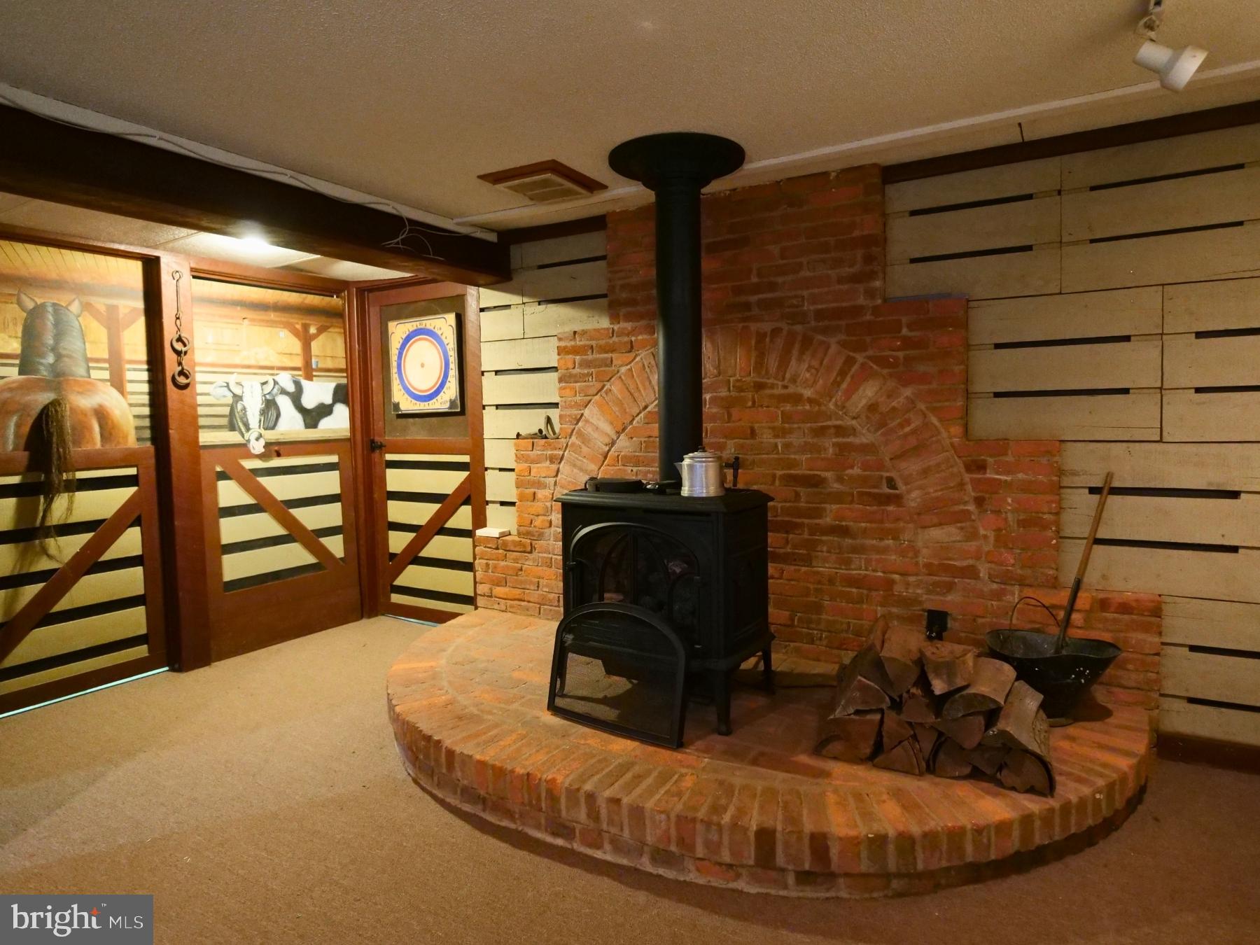 ANCIENT OAK WEST - Residential
