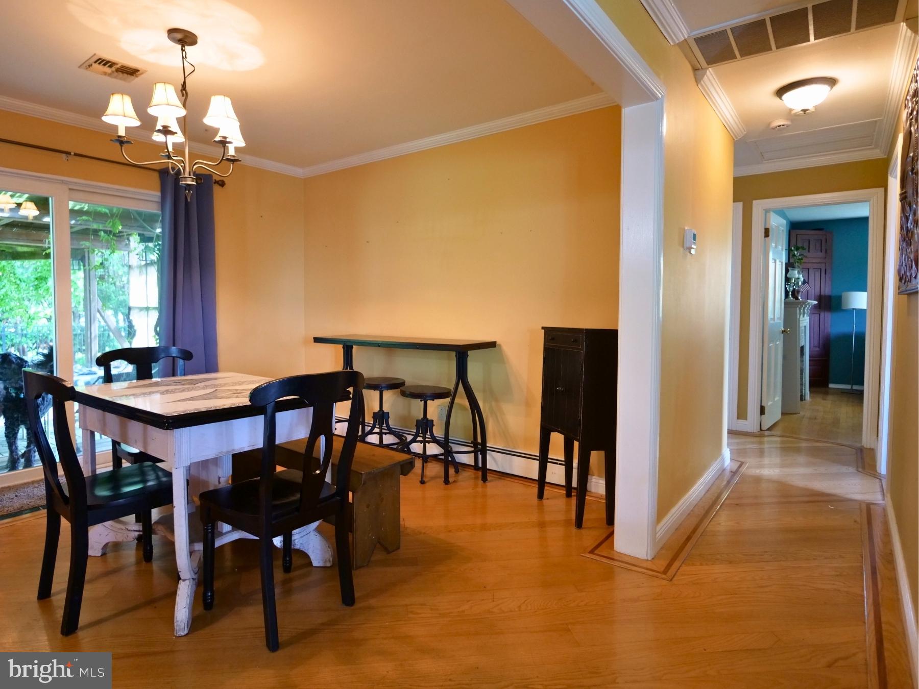 ANCIENT OAK WEST - Residential
