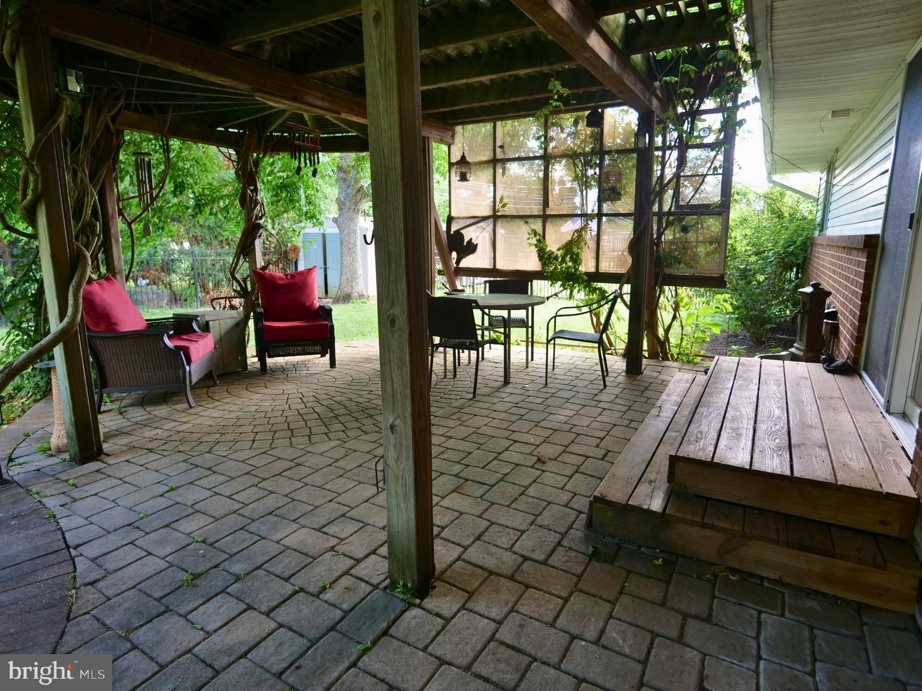 ANCIENT OAK WEST - Residential