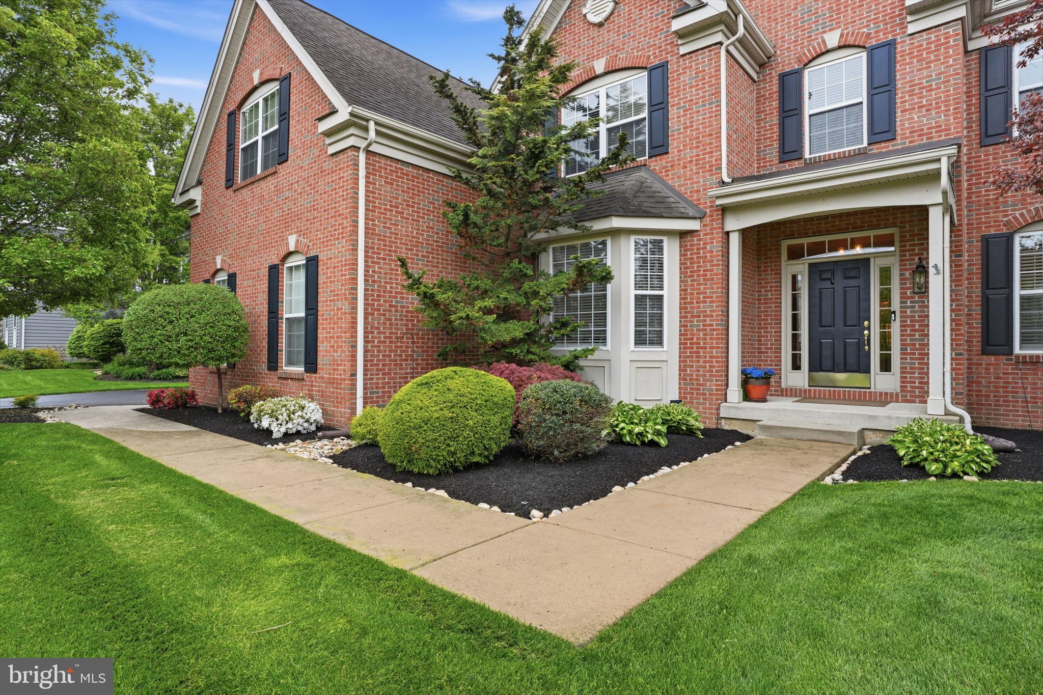 DEVONSHIRE ESTATES - Residential
