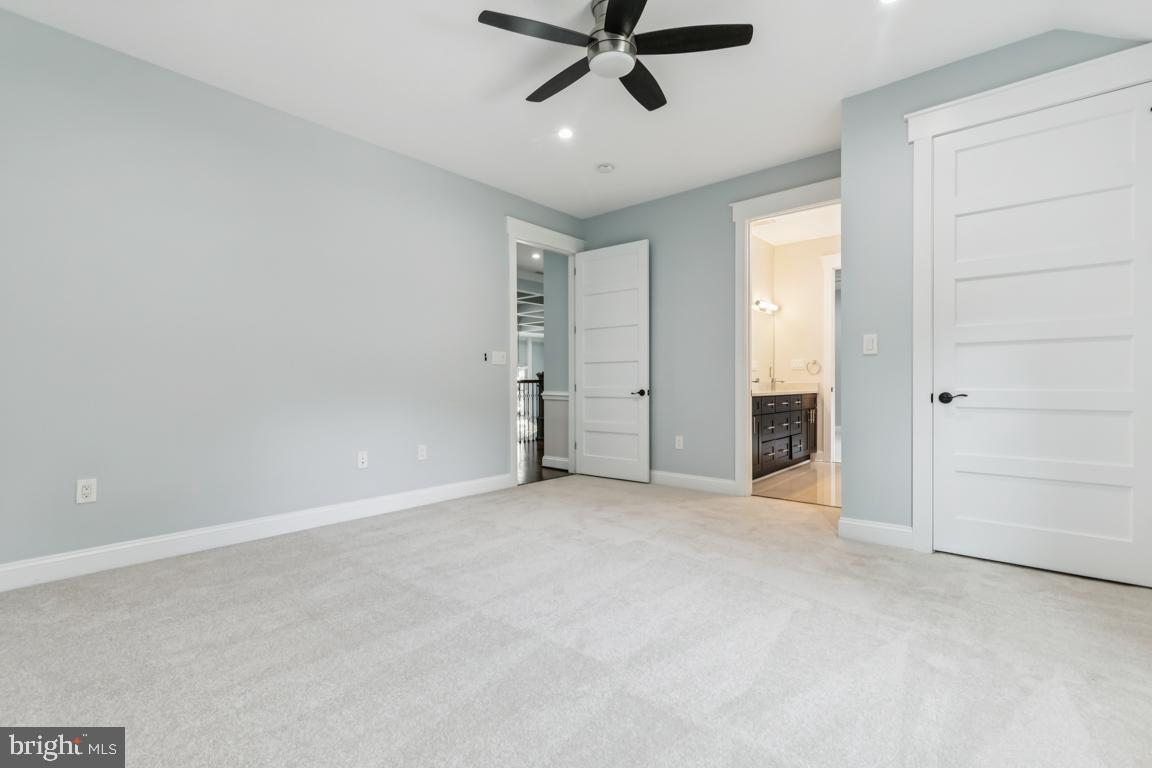 LINCOLNIA PARK - Residential