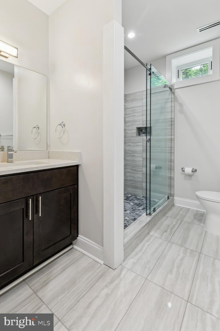LINCOLNIA PARK - Residential