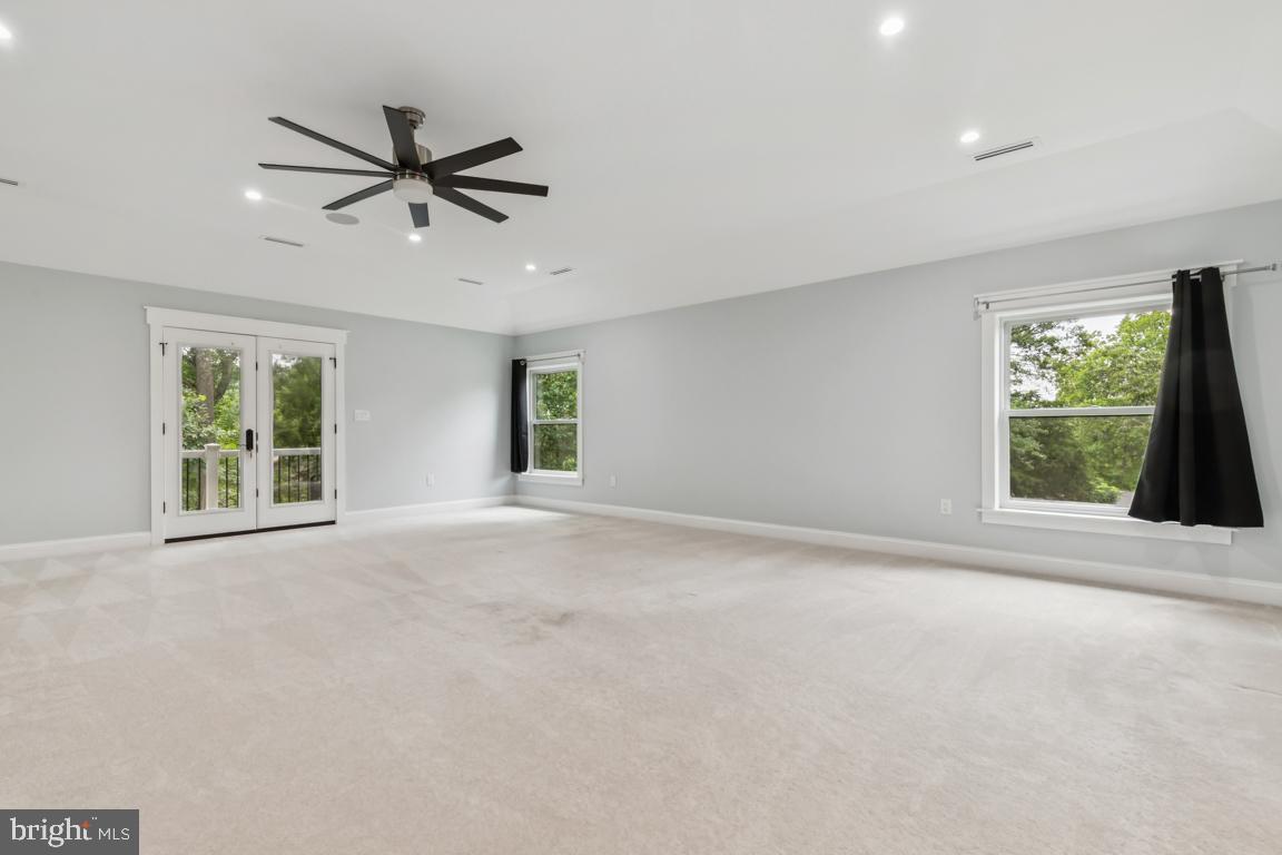 LINCOLNIA PARK - Residential