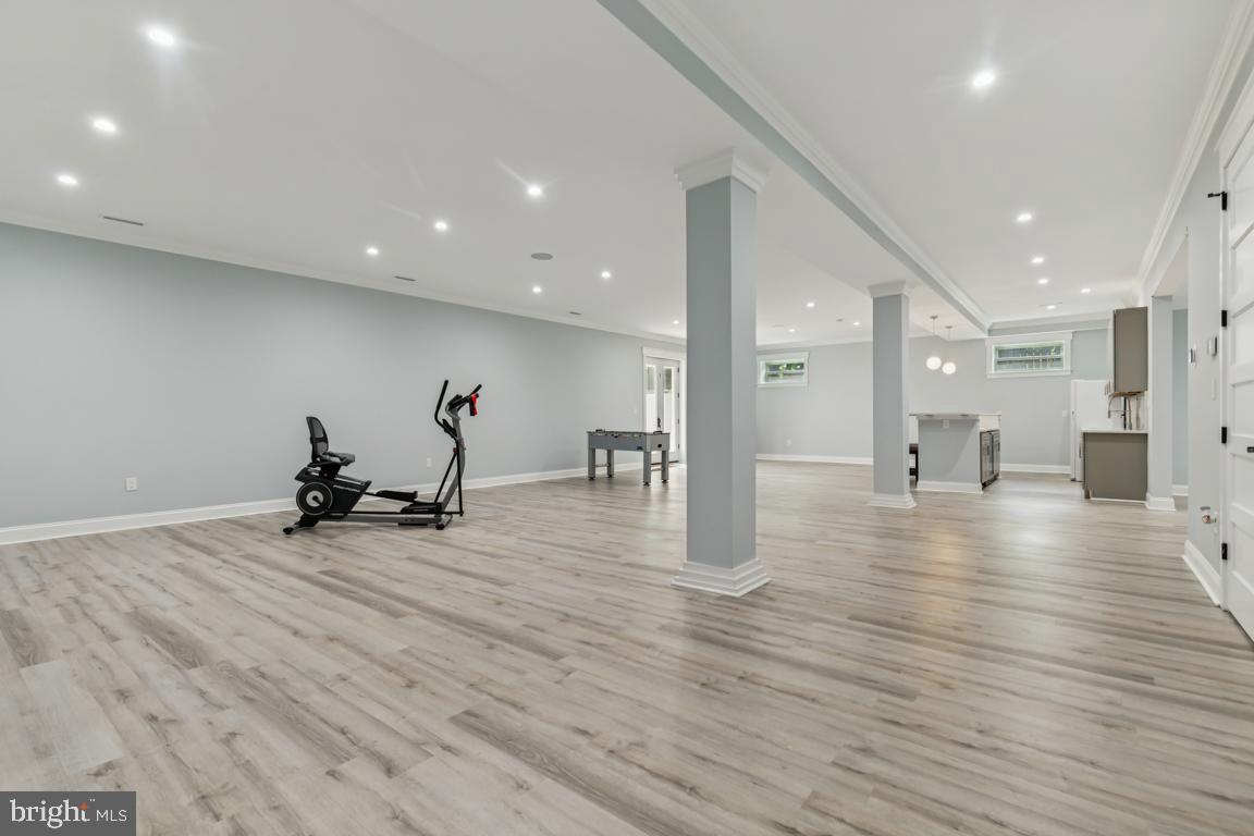 LINCOLNIA PARK - Residential
