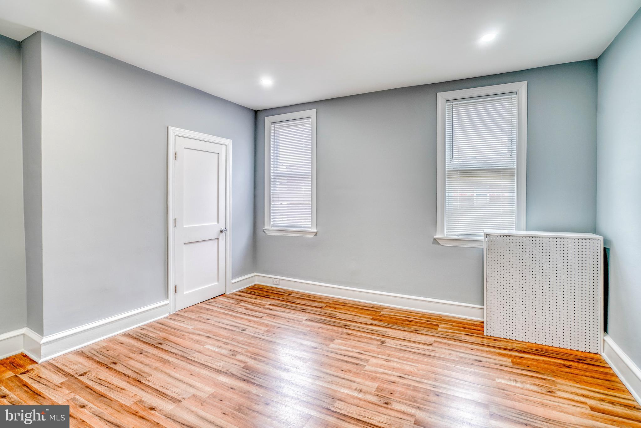 PORT RICHMOND - Residential