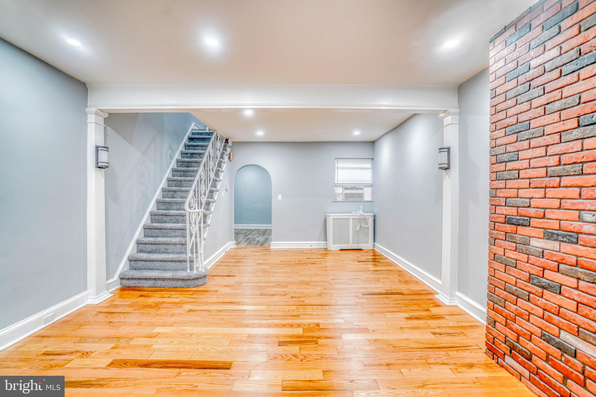 PORT RICHMOND - Residential
