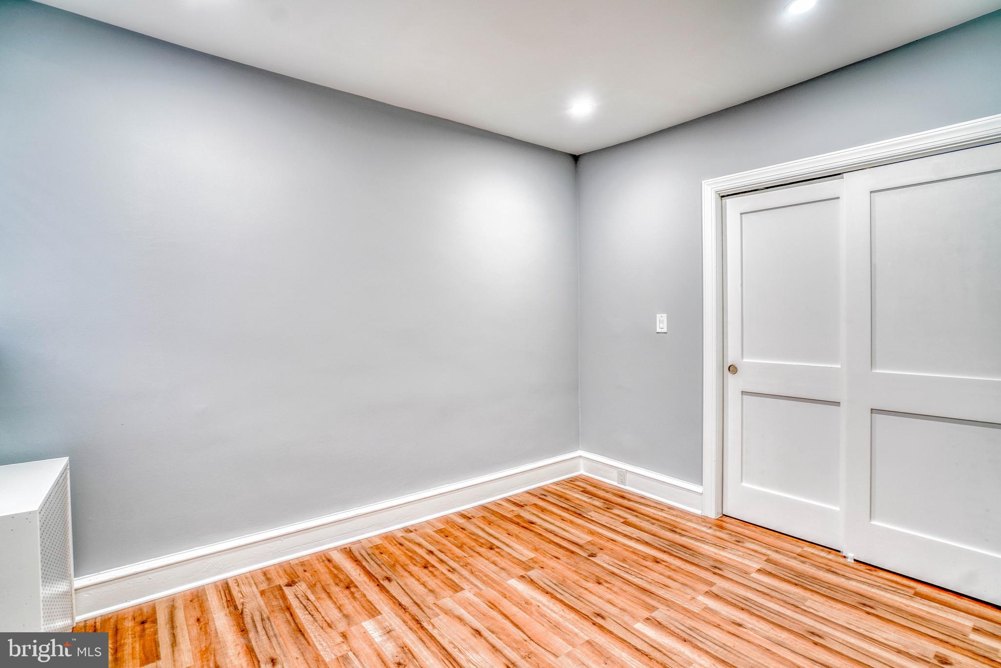 PORT RICHMOND - Residential