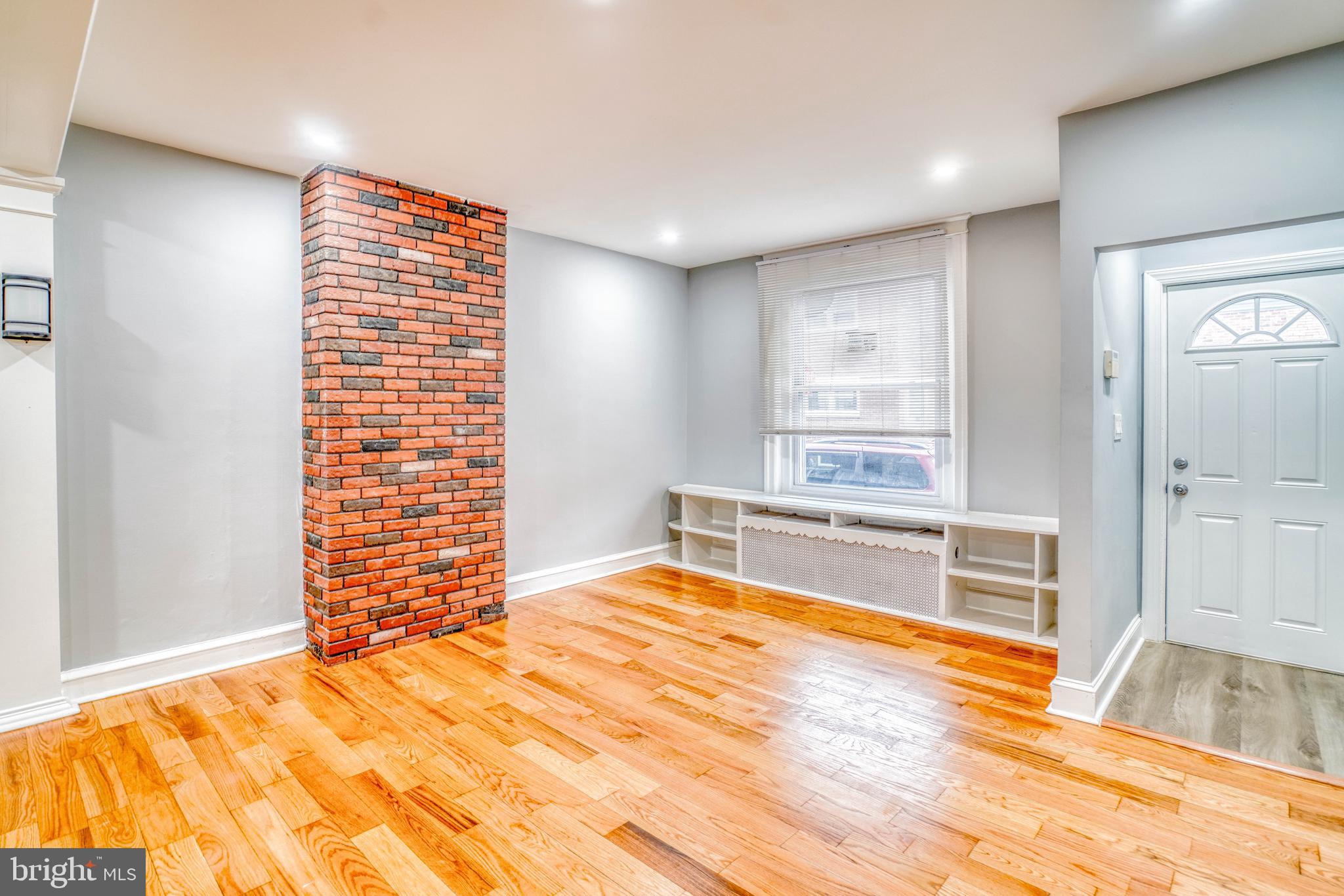 PORT RICHMOND - Residential