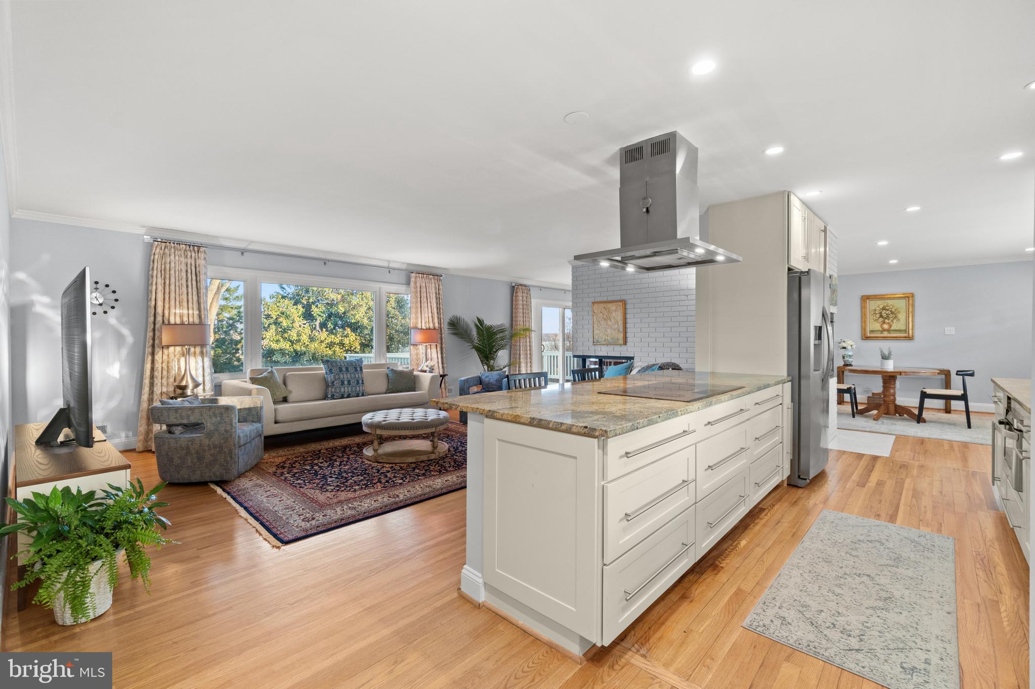 VILLAMAY - Residential