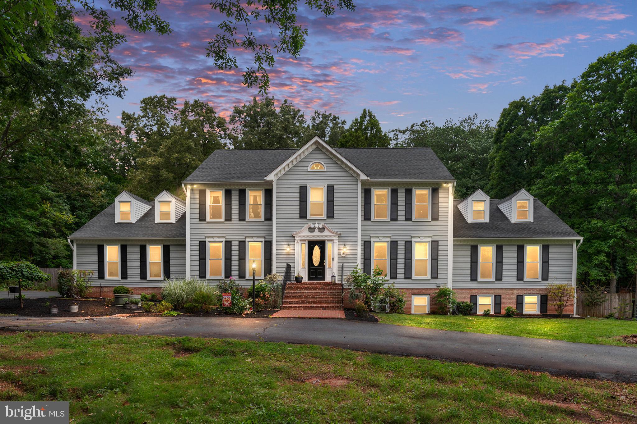 GREENWICH - Residential