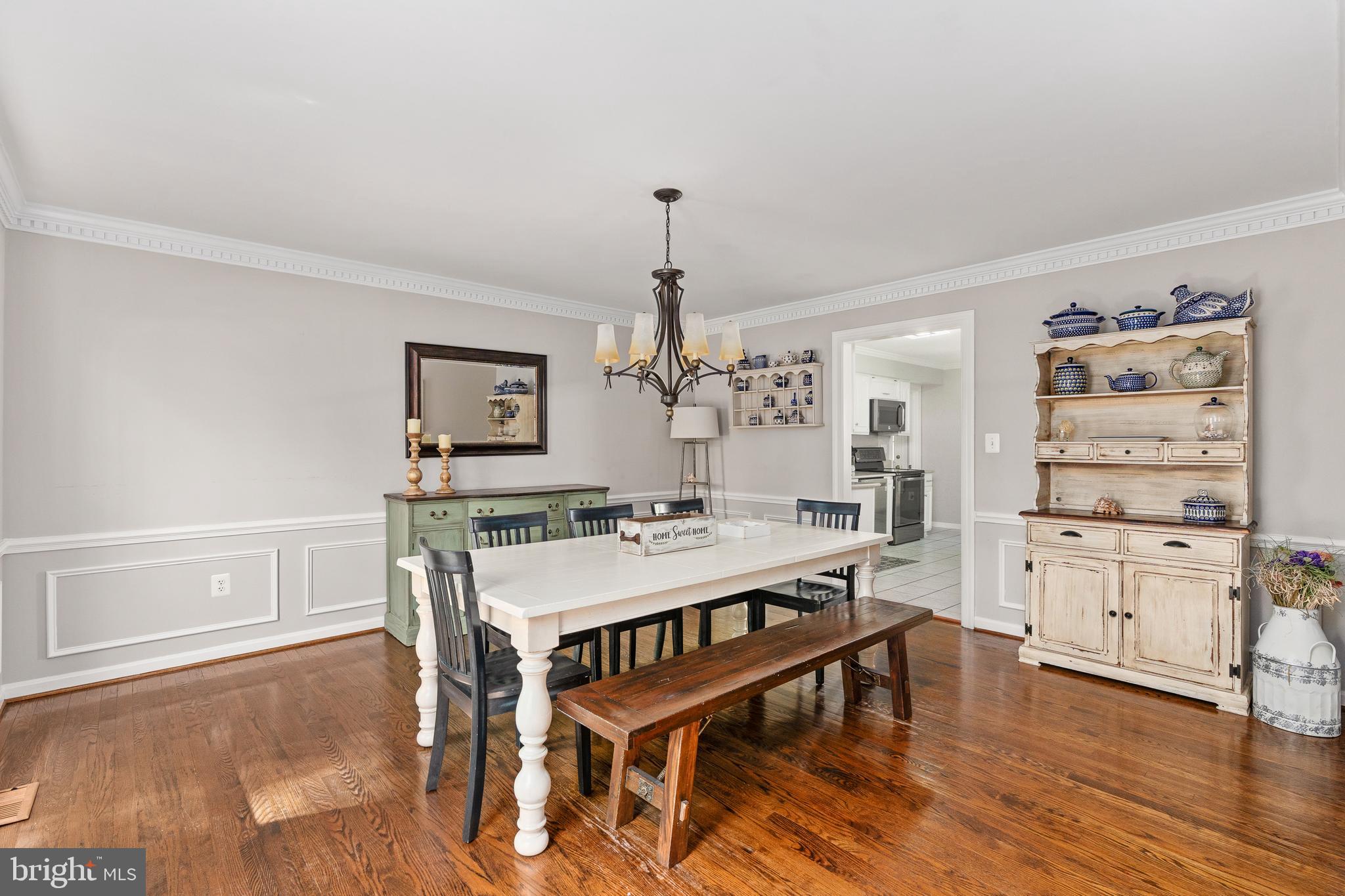 GREENWICH - Residential