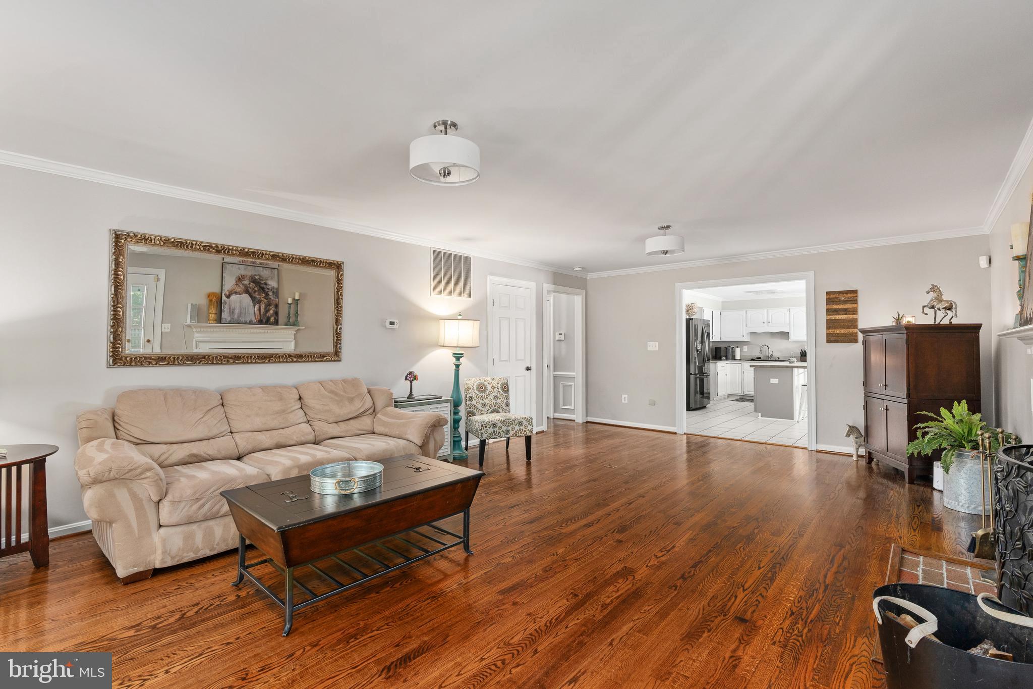 GREENWICH - Residential