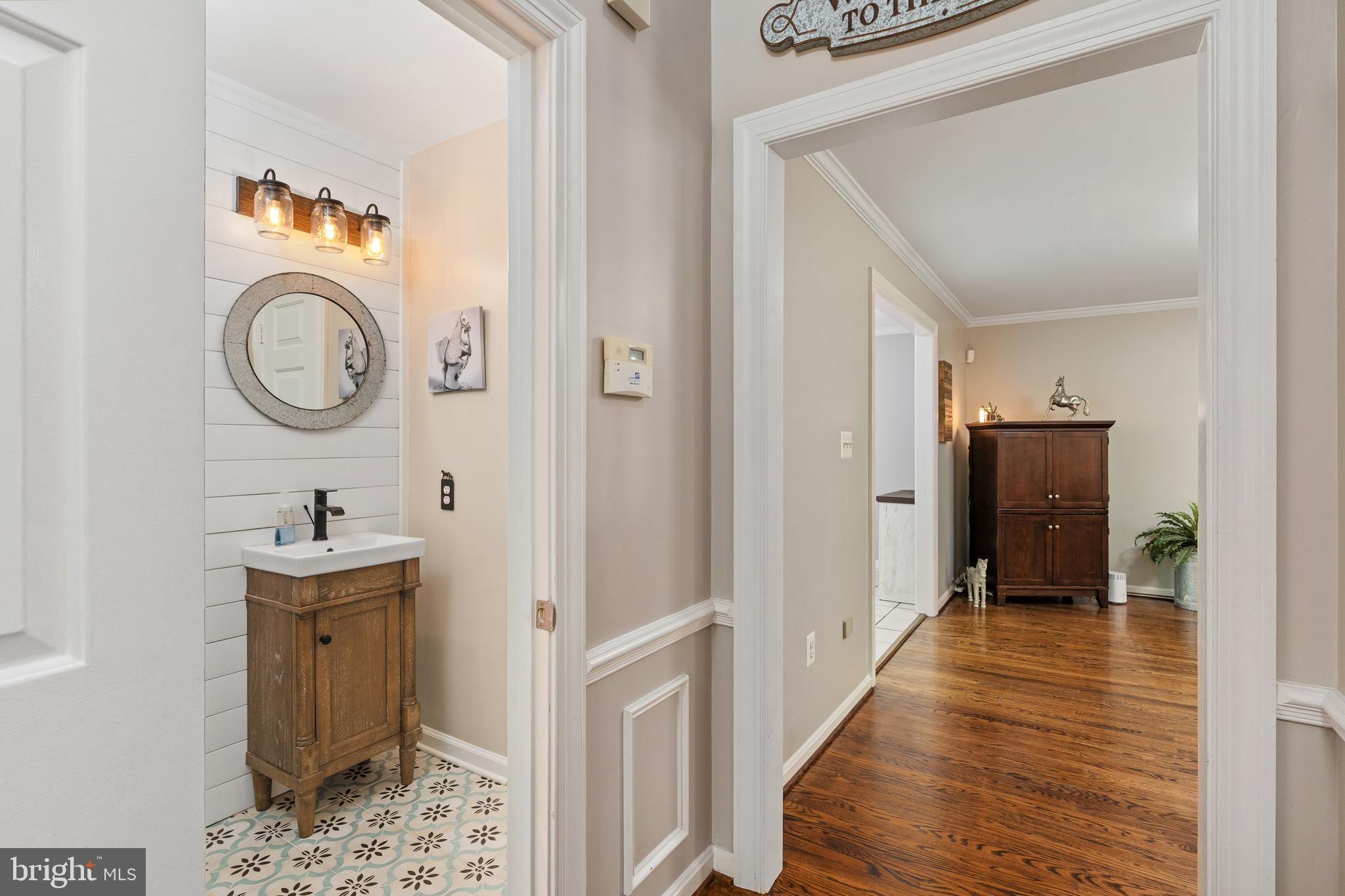 GREENWICH - Residential