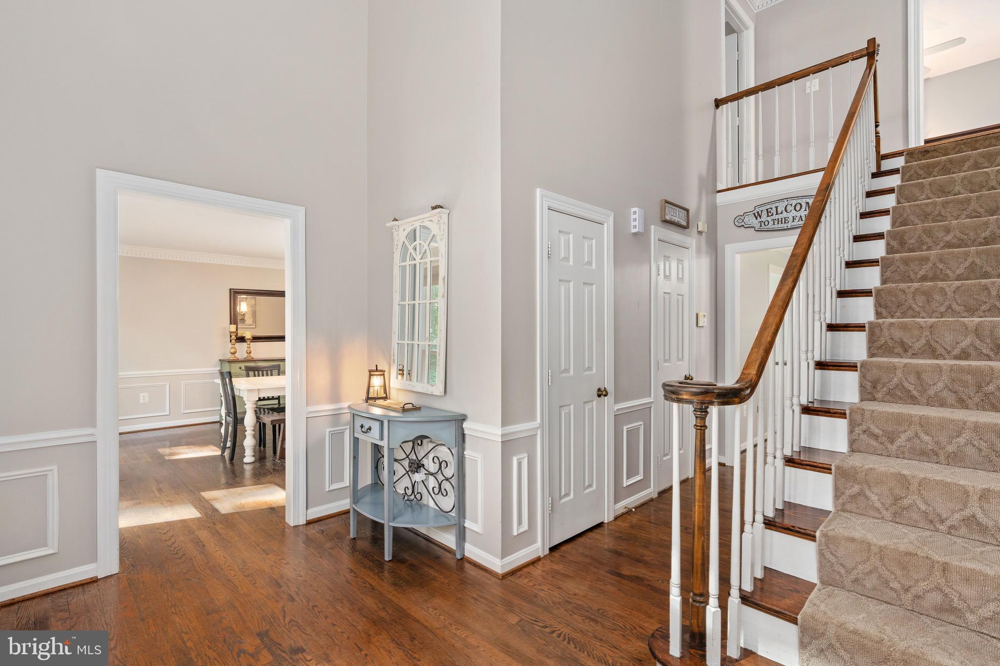 GREENWICH - Residential