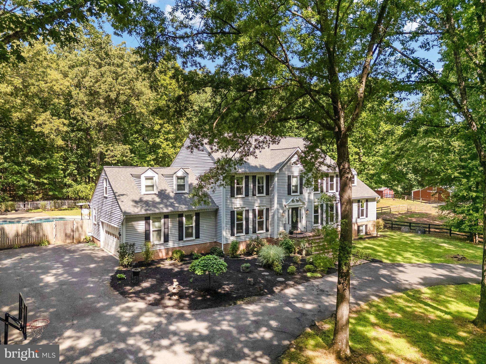 GREENWICH - Residential