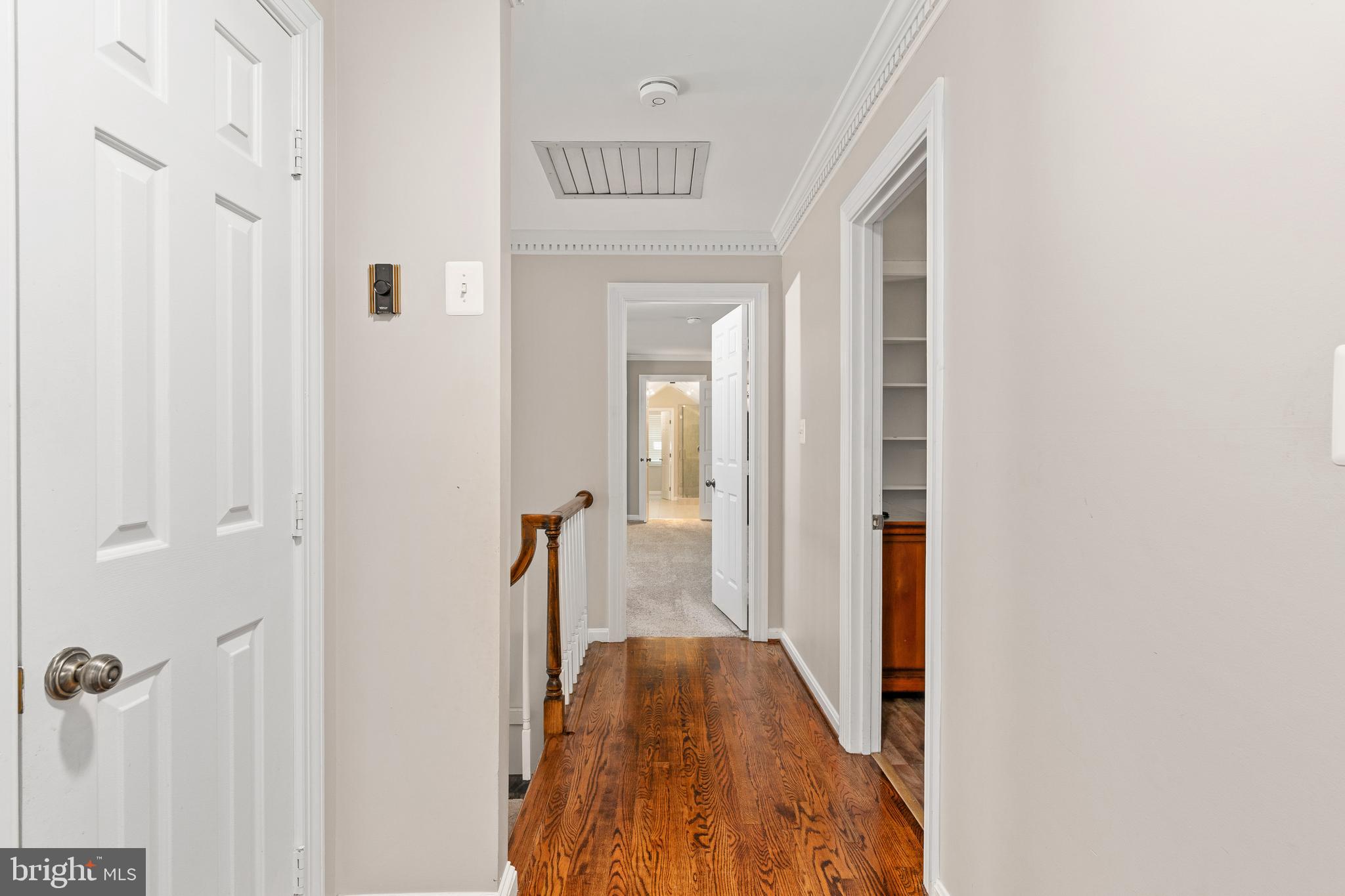GREENWICH - Residential