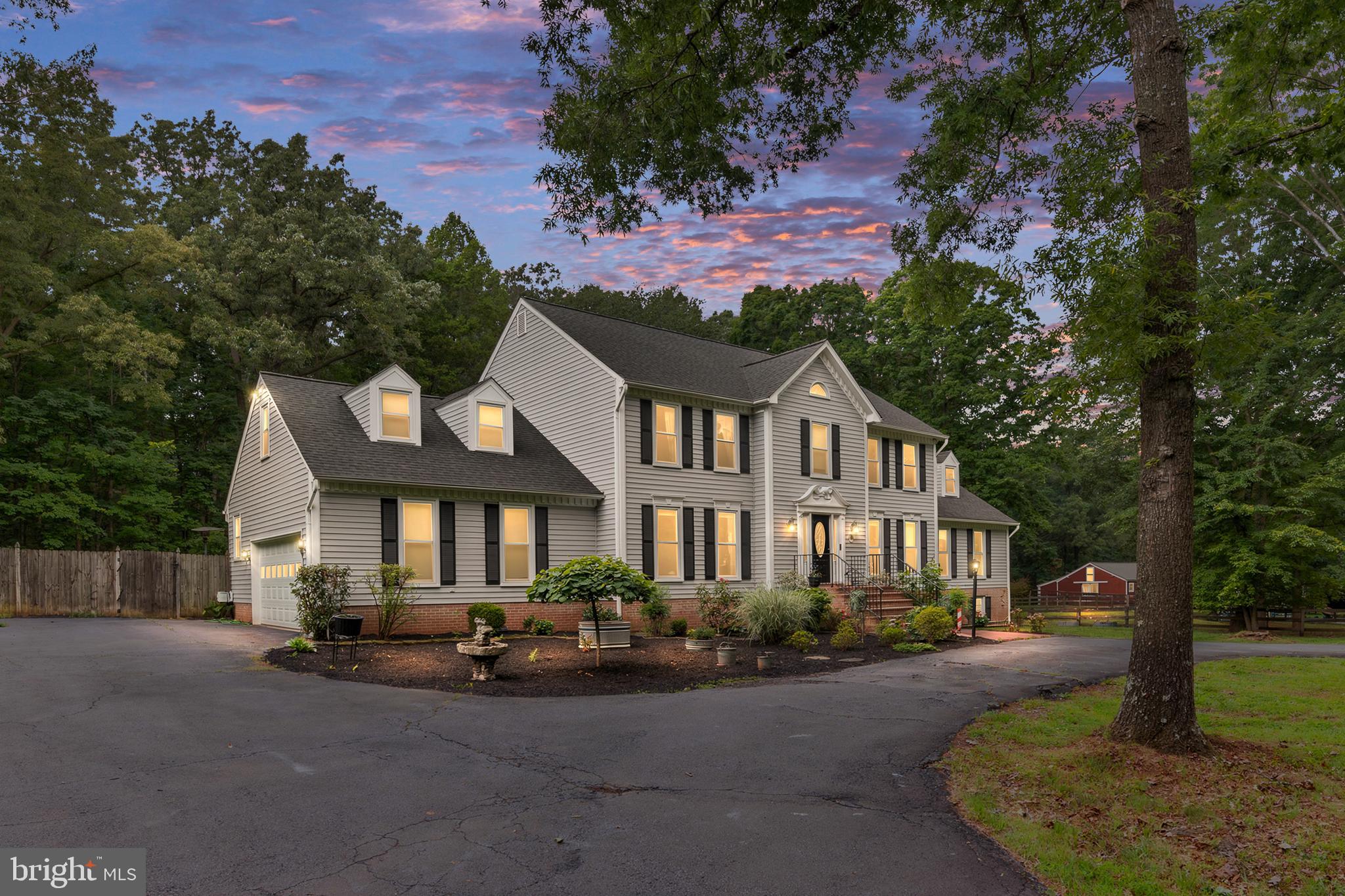 GREENWICH - Residential
