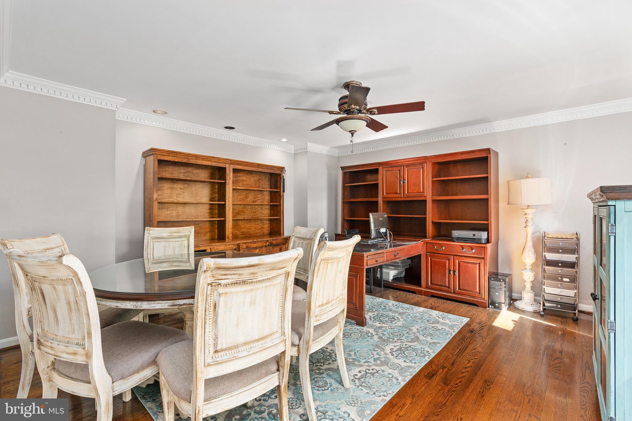GREENWICH - Residential