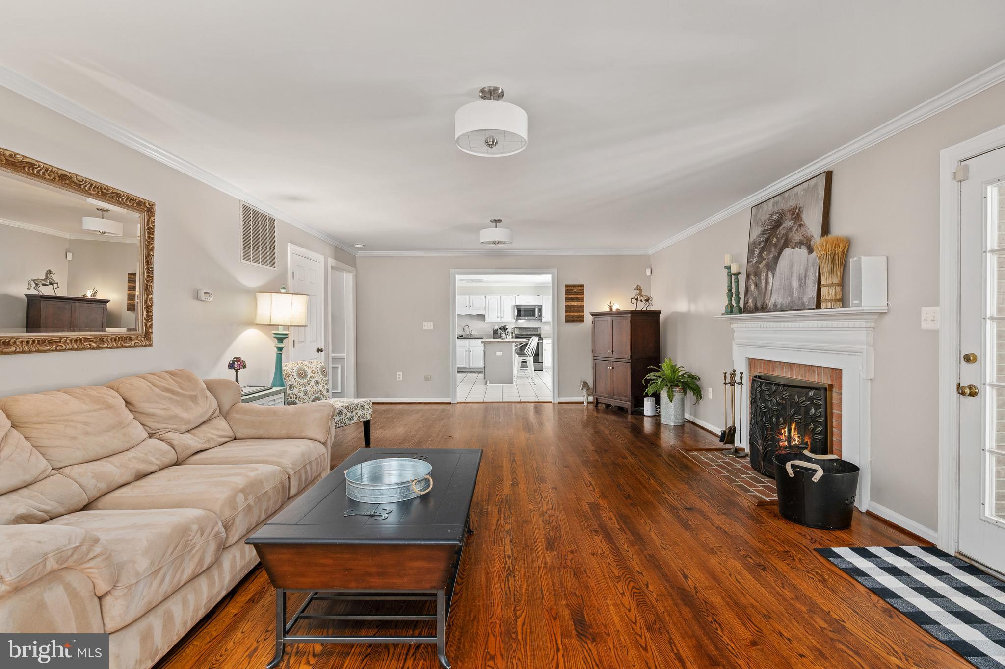 GREENWICH - Residential